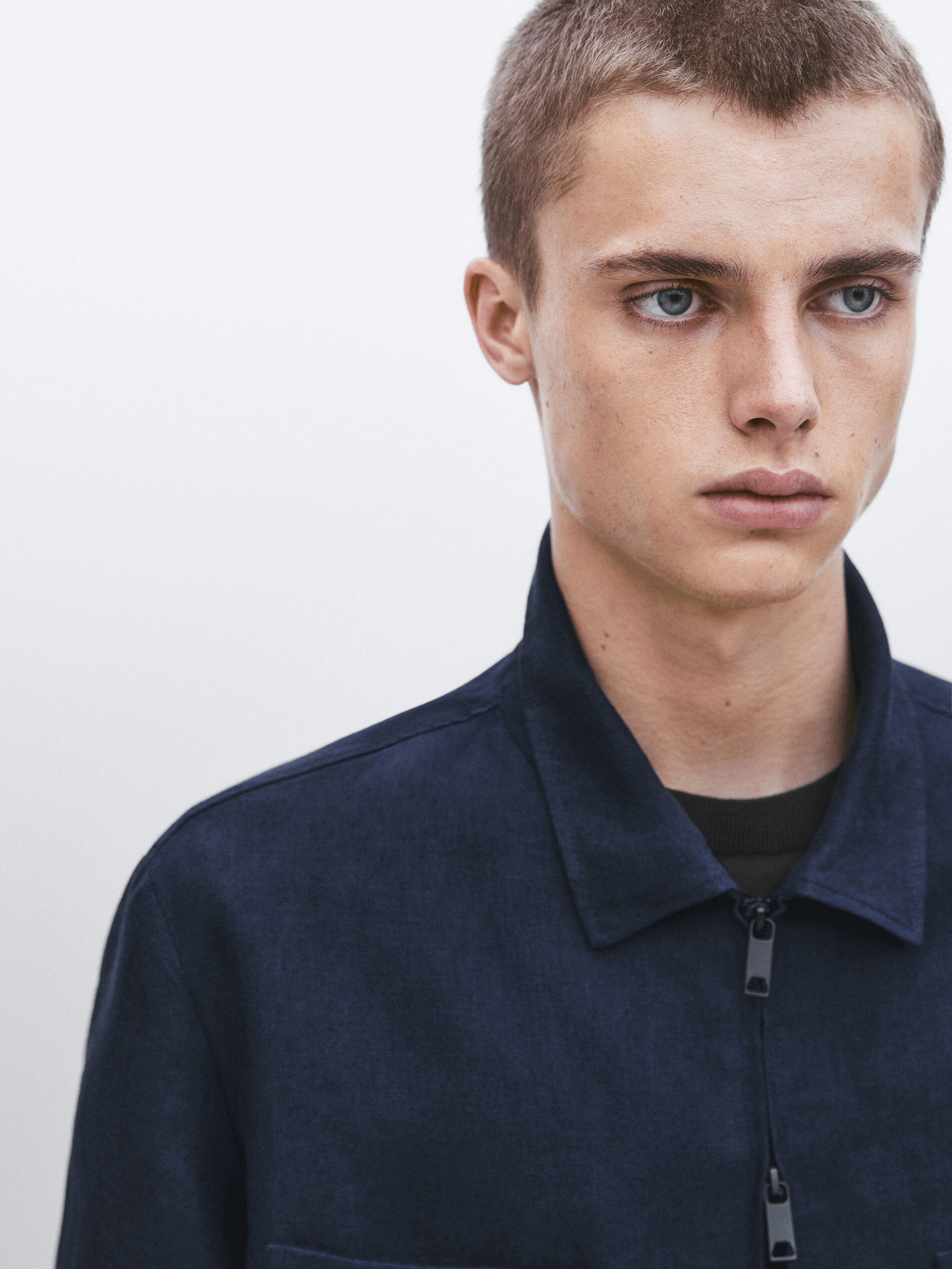 Sobrecamisa 100% lino cremallera -Studio - AZUL MARINO