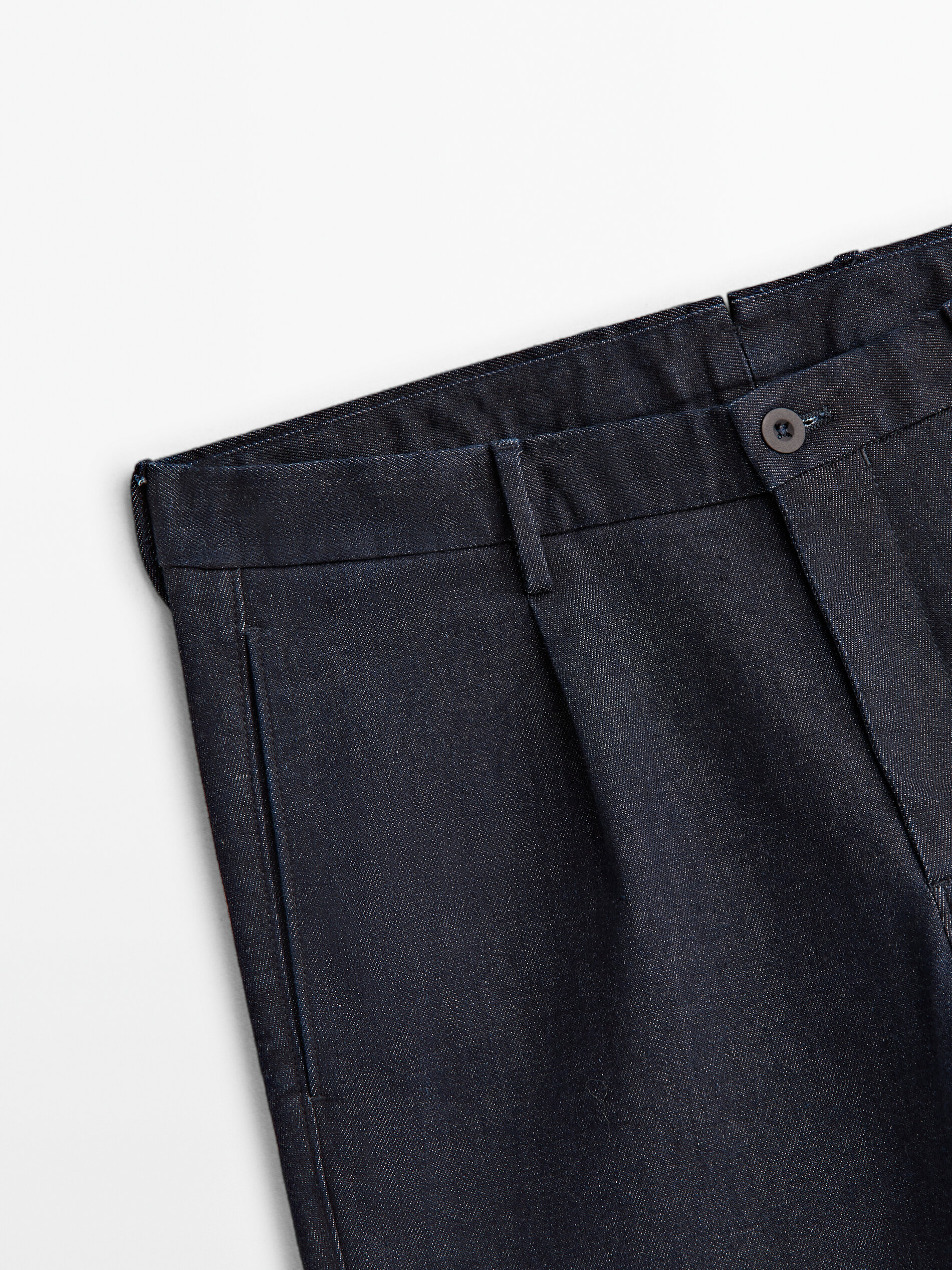 Pantalón vaquero pinzas relaxed fit - INDIGO