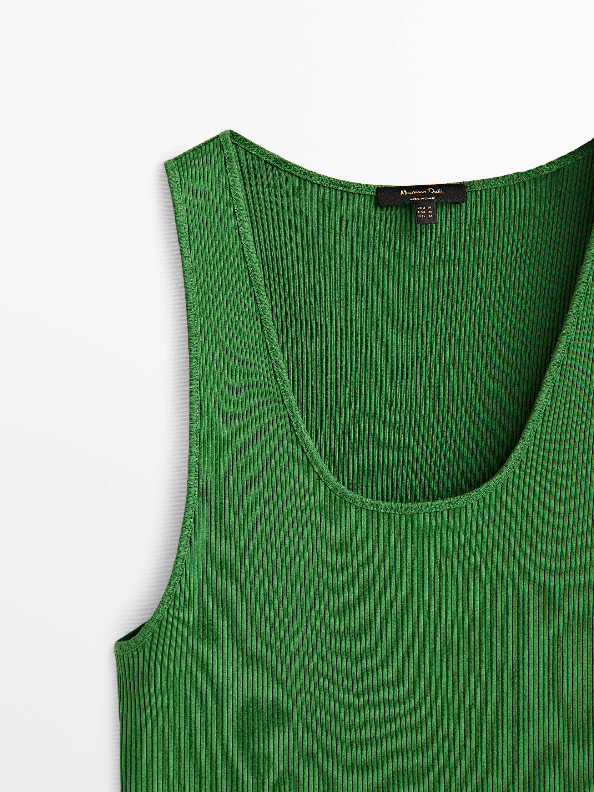 Top canalé tirantes - VERDE