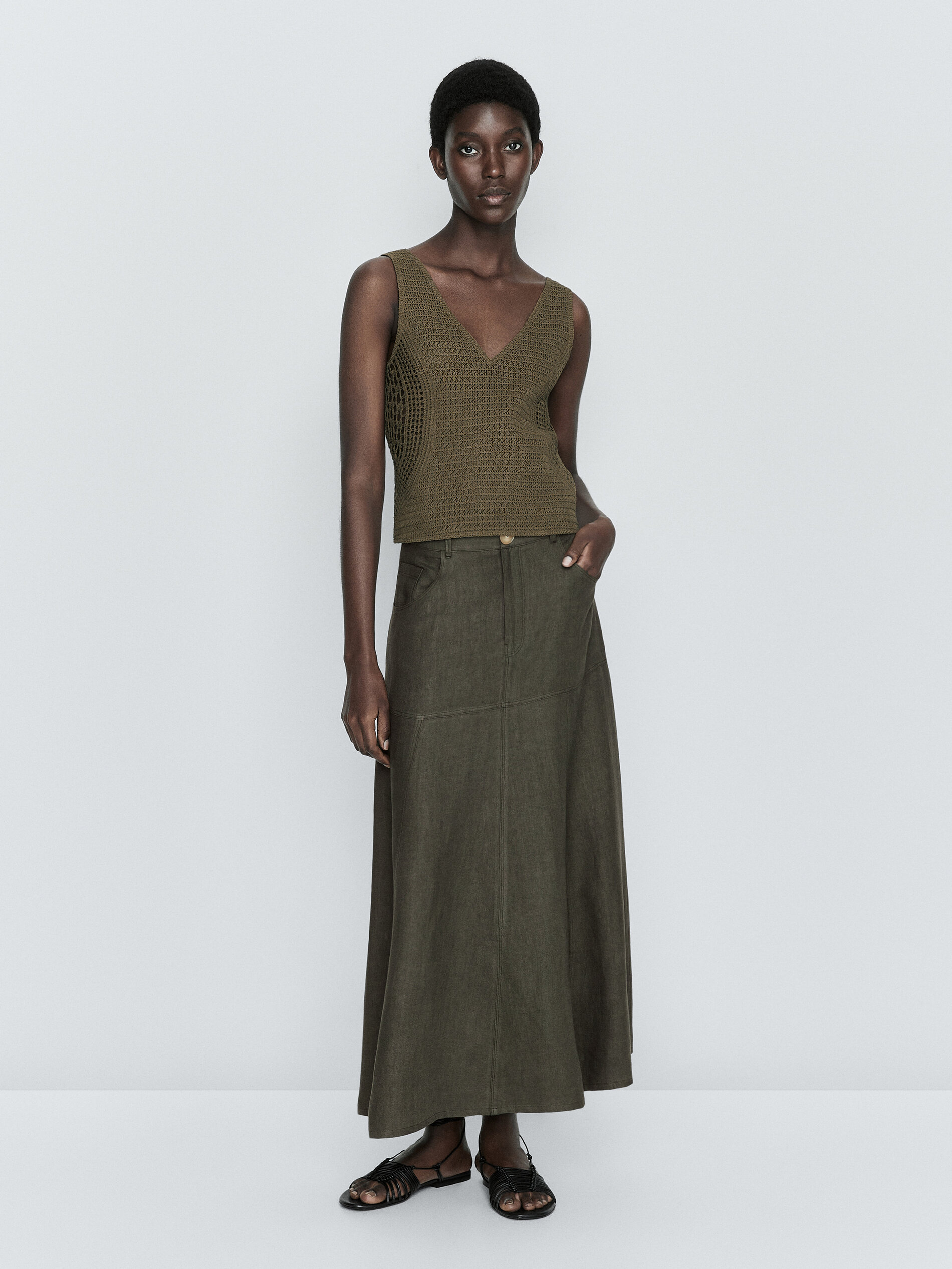 Top crochet escote pico - KAKI