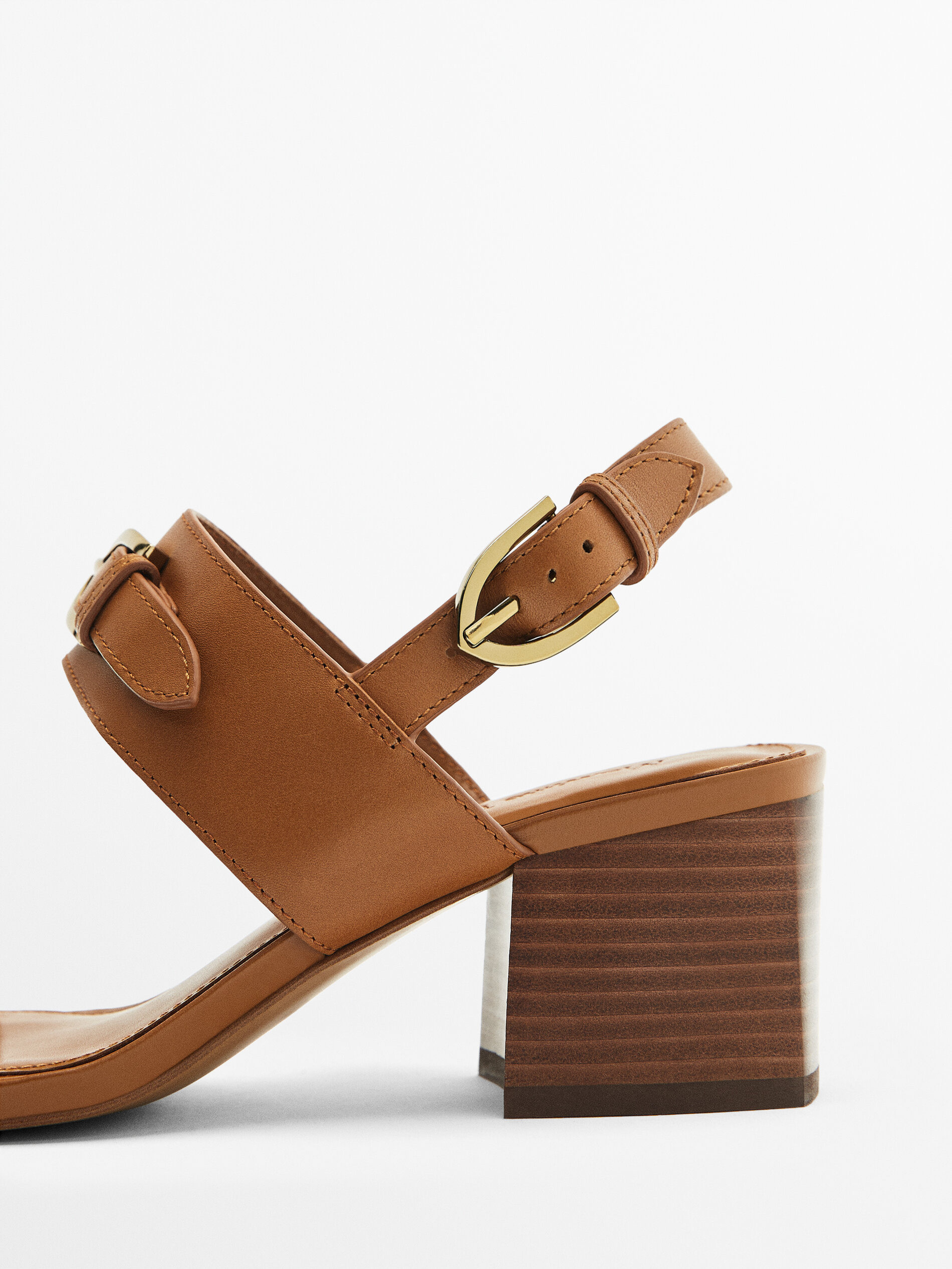 SANDALIA CUERO HEBILLAS TACON ANCHO - CUERO