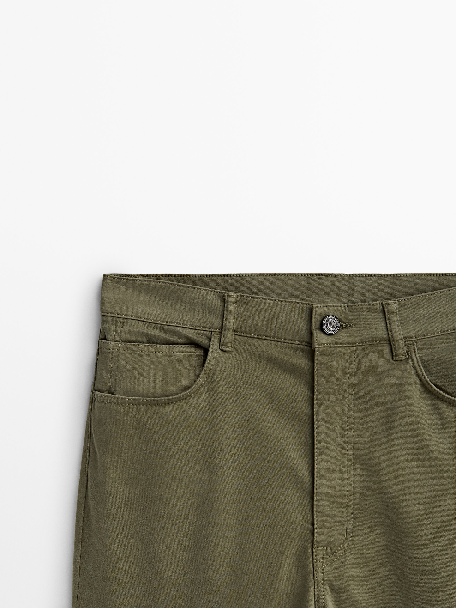 Pantalón tiro medio slim cropped - KAKI