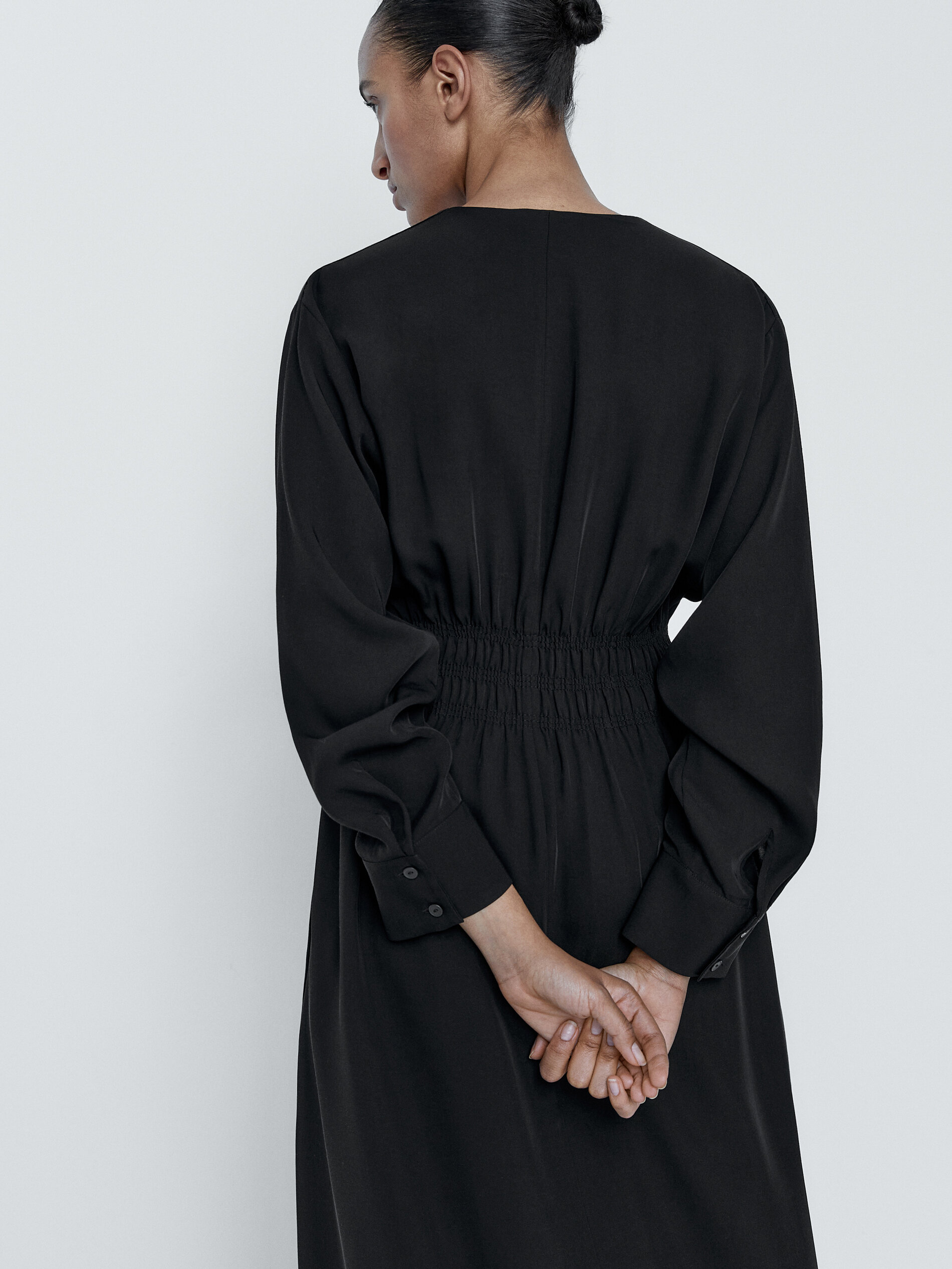 Vestido fluido detalle frunce - PETROLEO