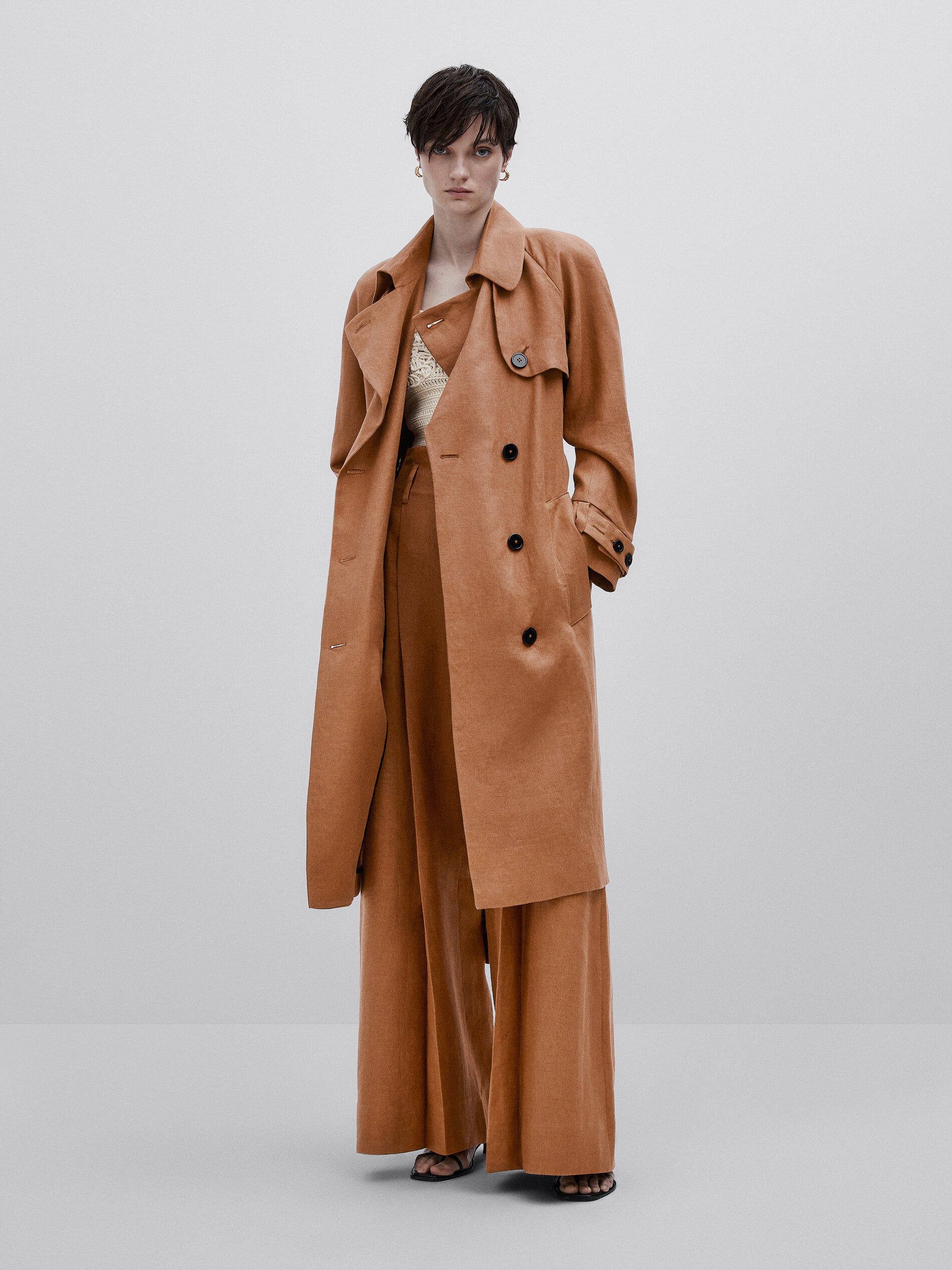 Gabardina lino cinturón -Studio - CAMEL