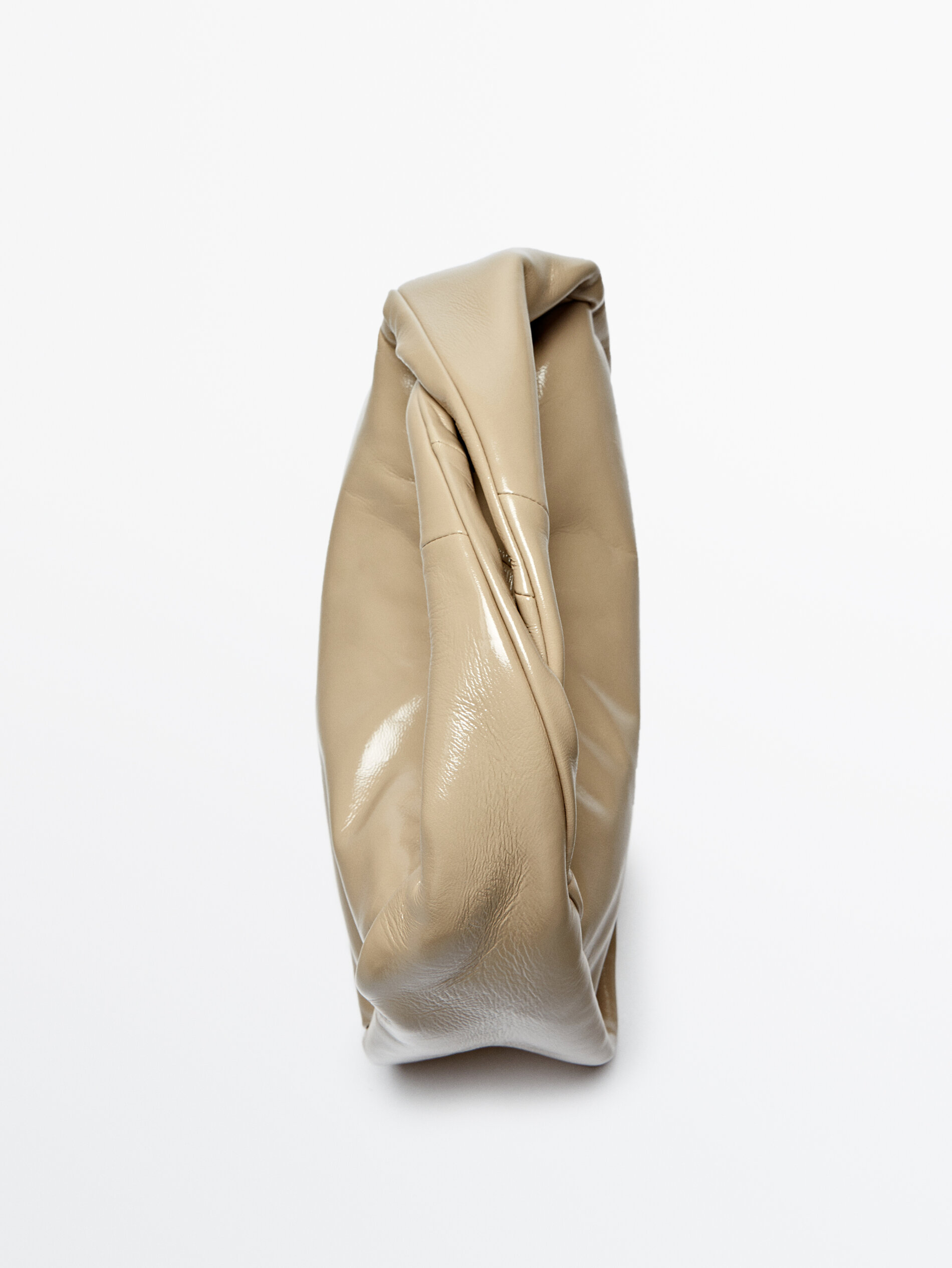 Bolso saca piel acabado craquelado - BEIGE