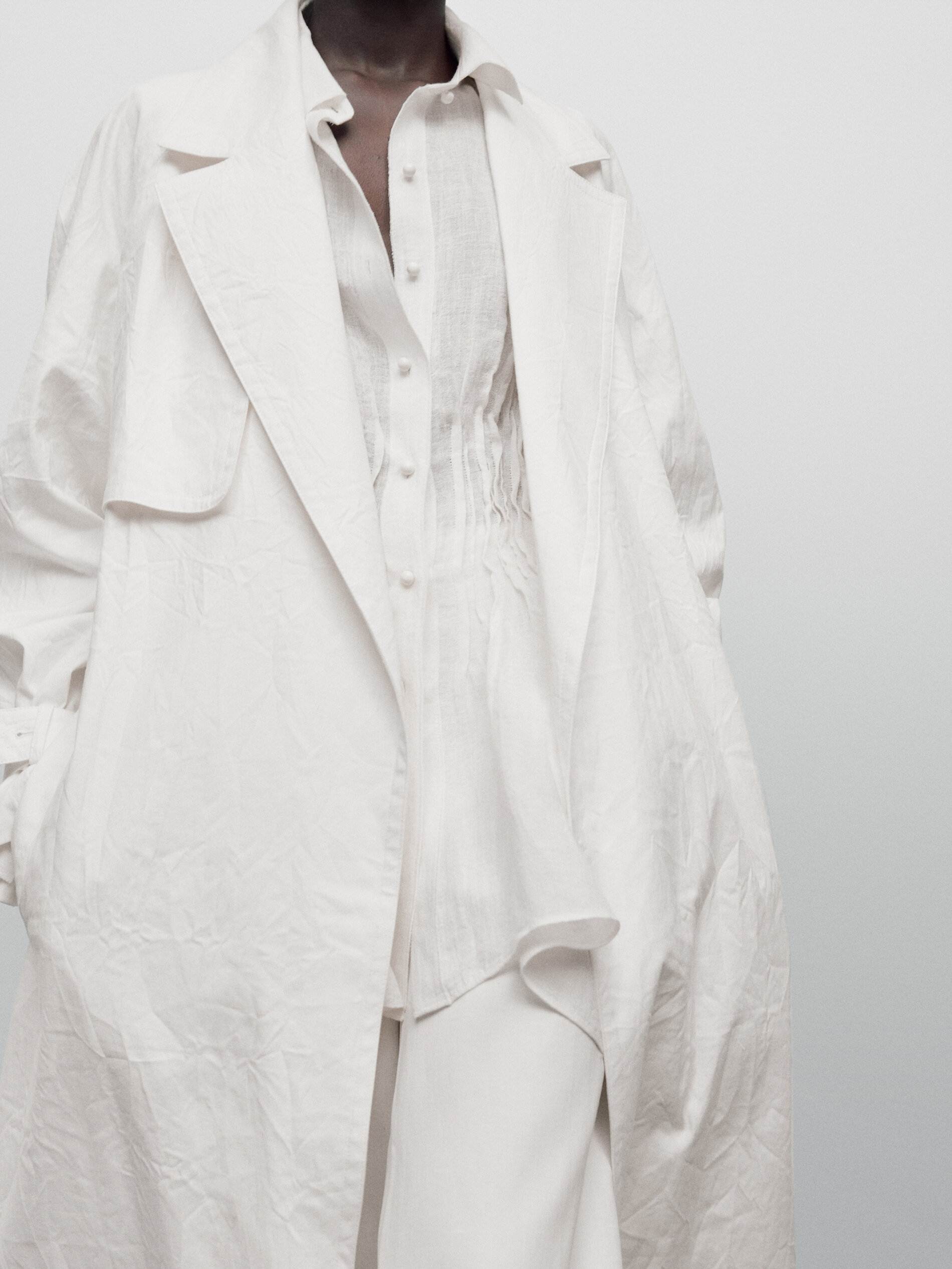 Gabardina efecto arrugado Limited edition - CRUDO