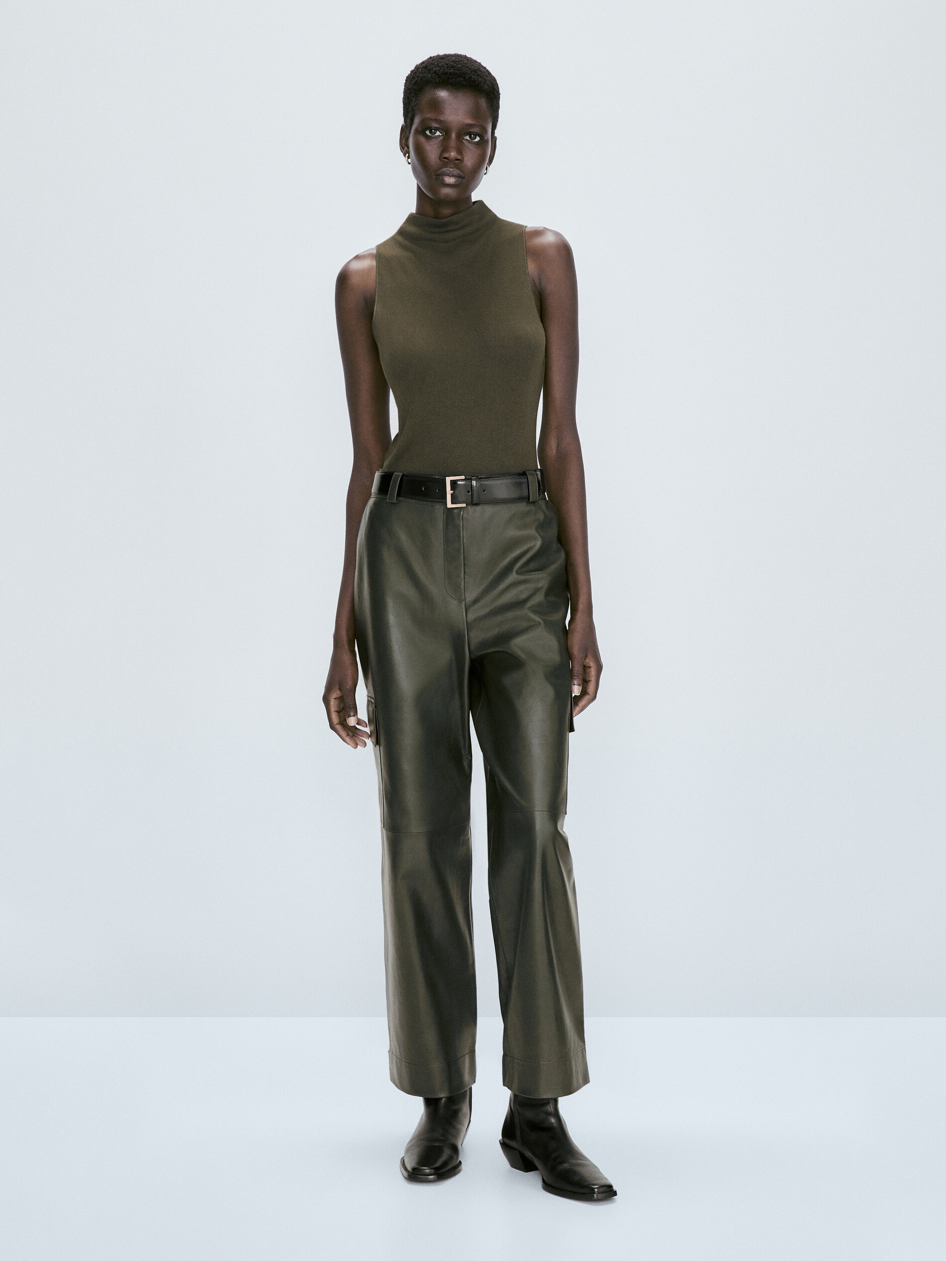 Top canalé perkins sin mangas - KAKI OSCURO