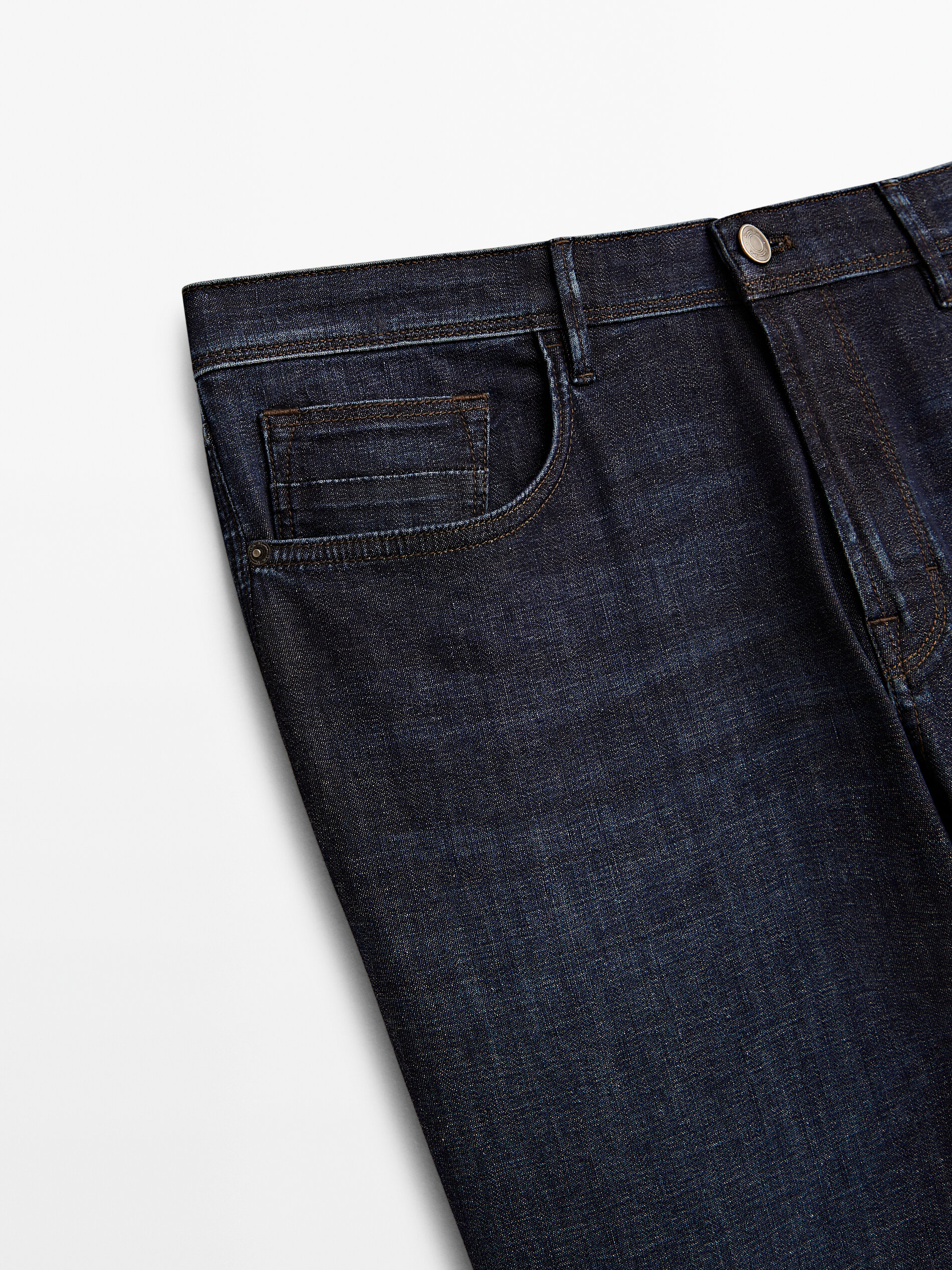 Pantalón vaquero ligero stone wash tapered fit - INDIGO
