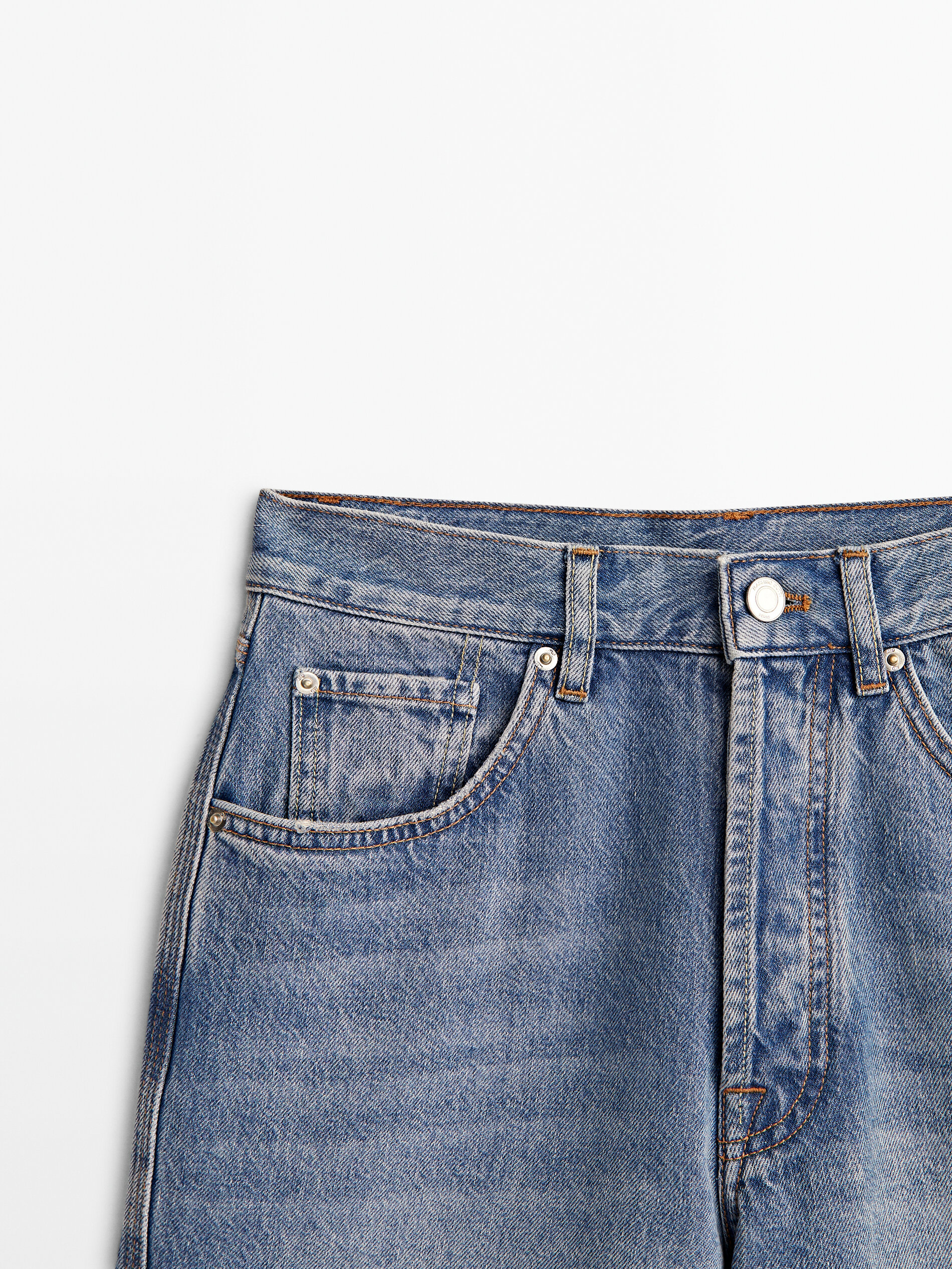 Bermuda denim tiro alto - Azul Claro