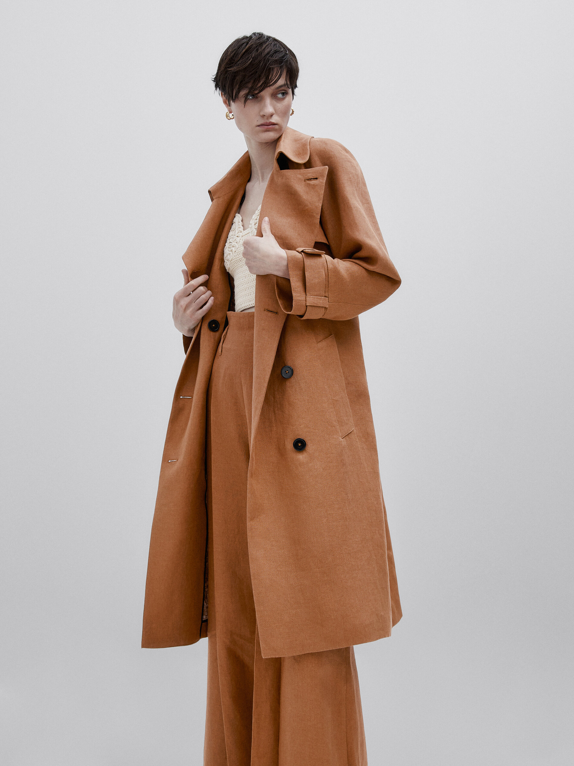 Gabardina lino cinturón -Studio - CAMEL