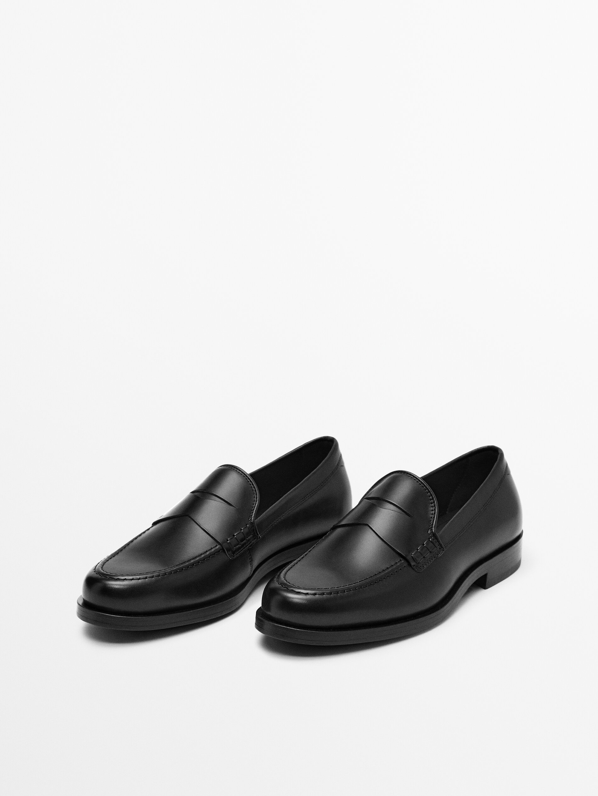 Mocasín piel napa cepillada - NEGRO
