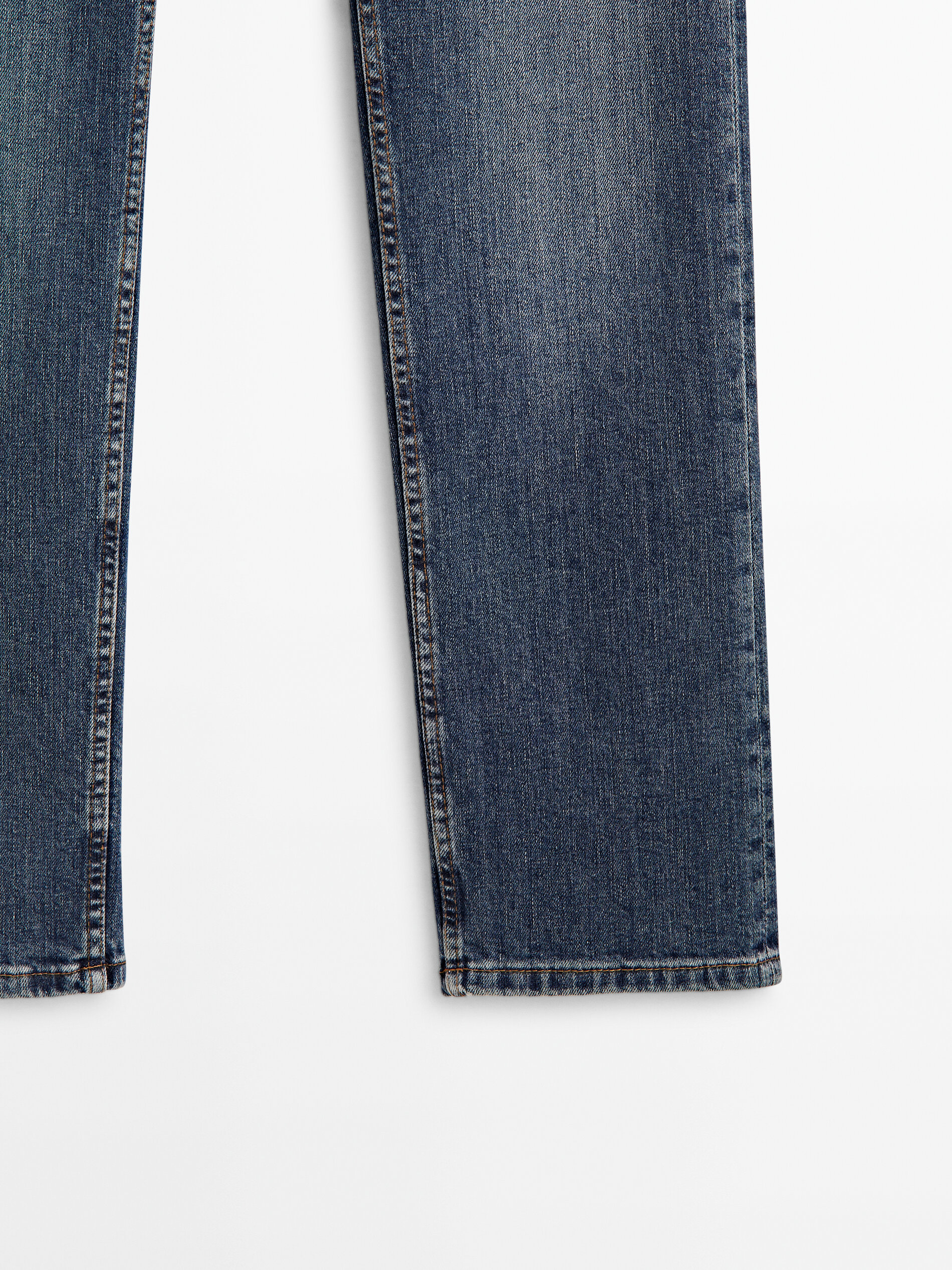 Pantalón vaquero tiro medio corte recto - AZUL MEDIO