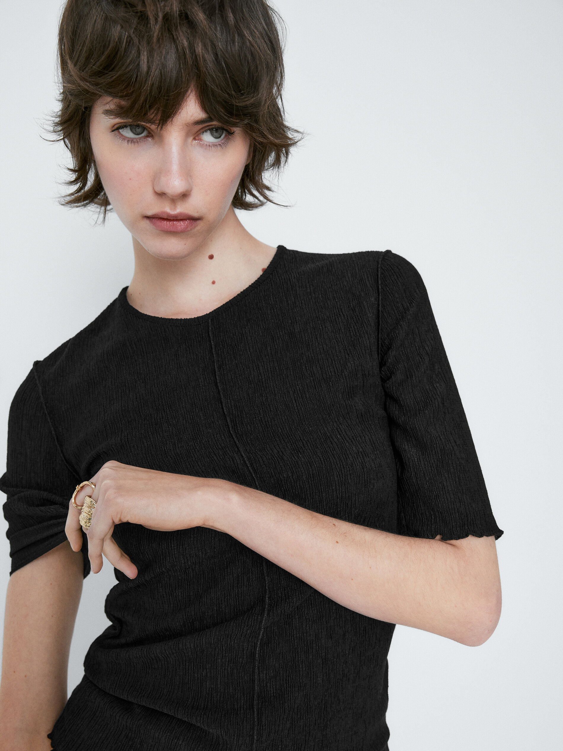 Camiseta nervio central efecto arrugado - NEGRO