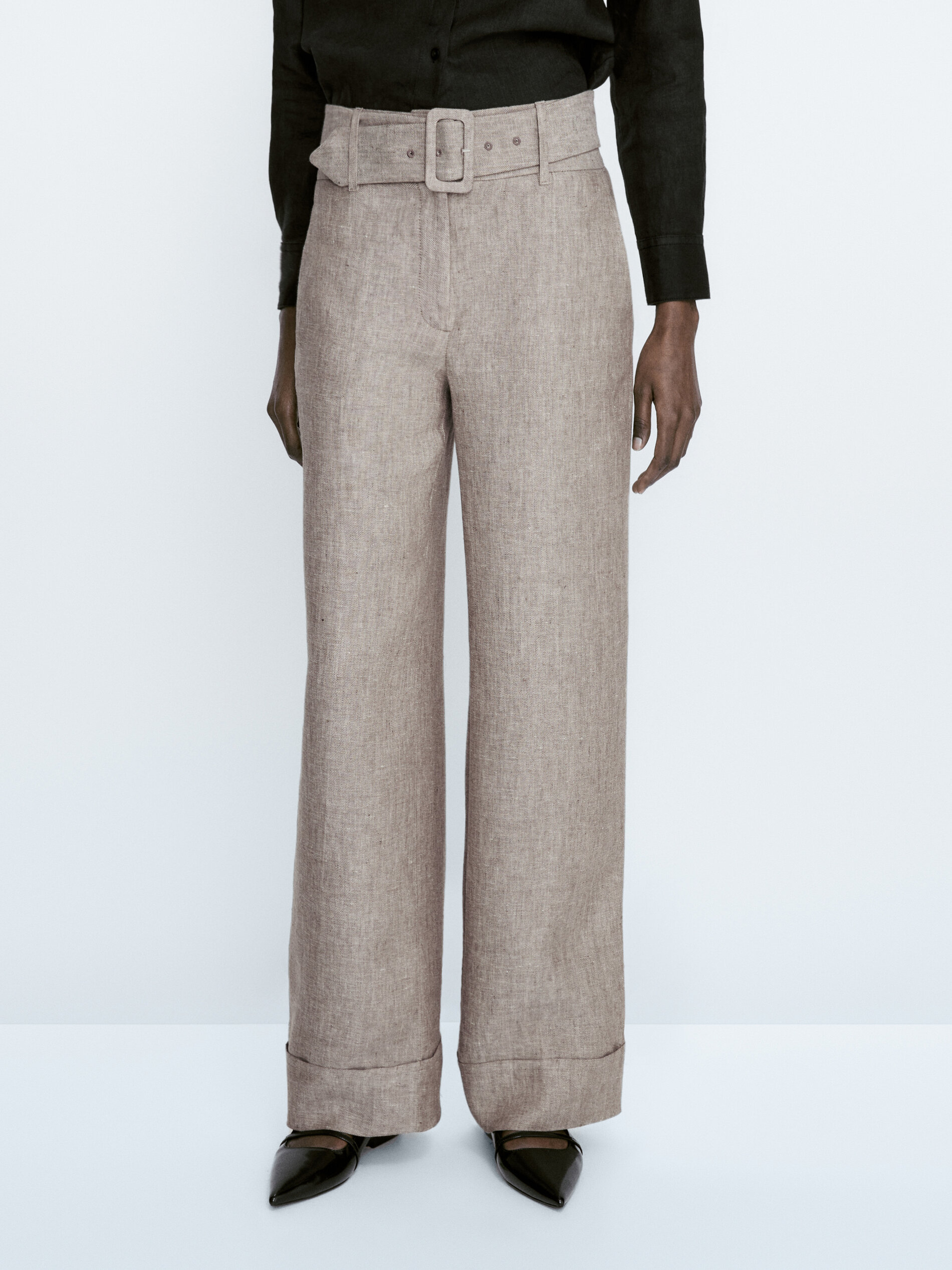 Pantalón lino cinturón - MARRÓN