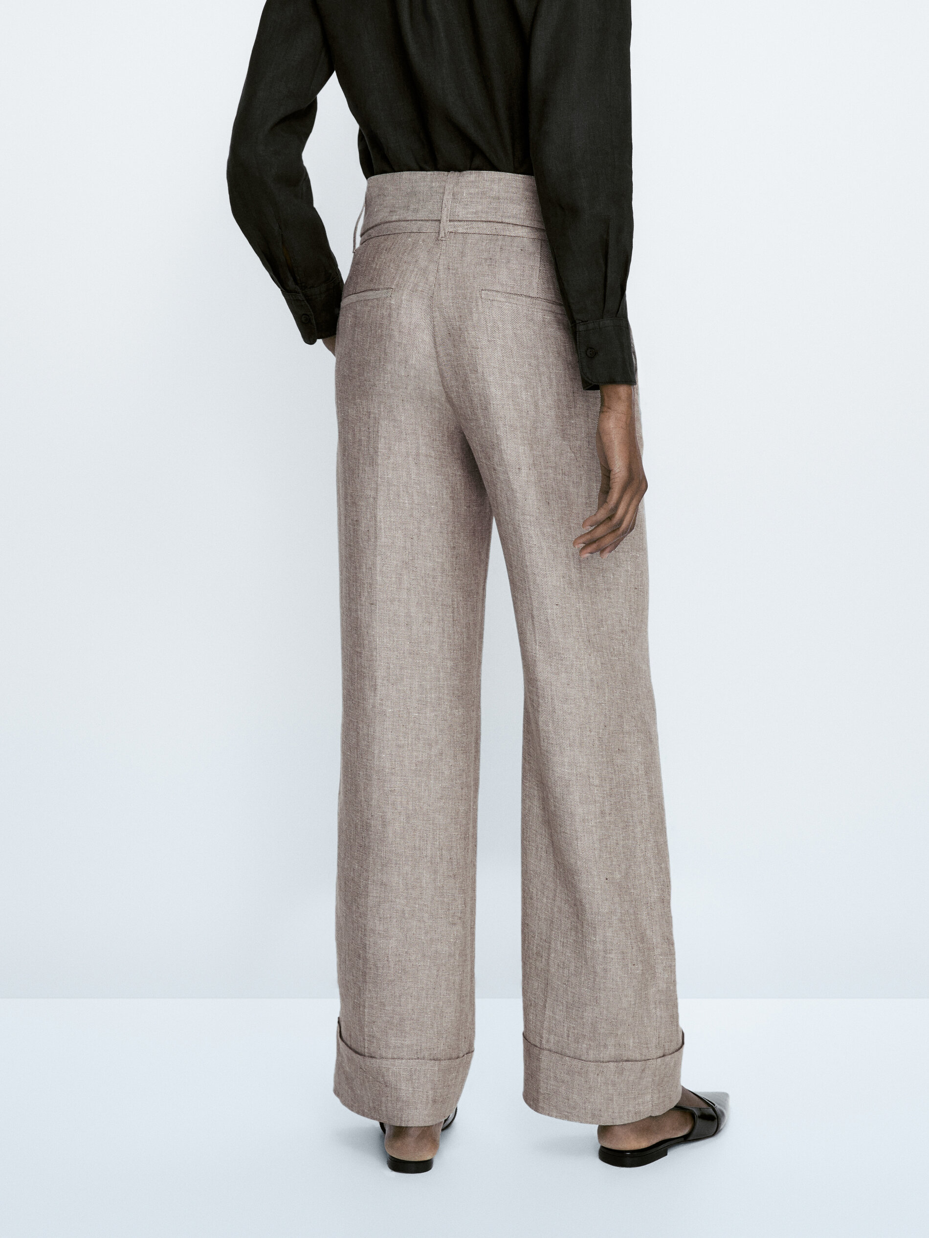 Pantalón lino cinturón - MARRÓN