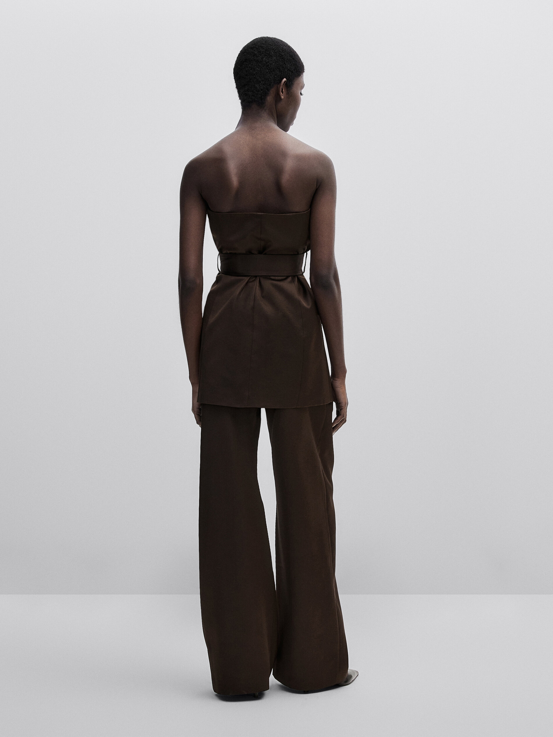 Pantalón ancho satinado pinzas -Studio - MARRÓN