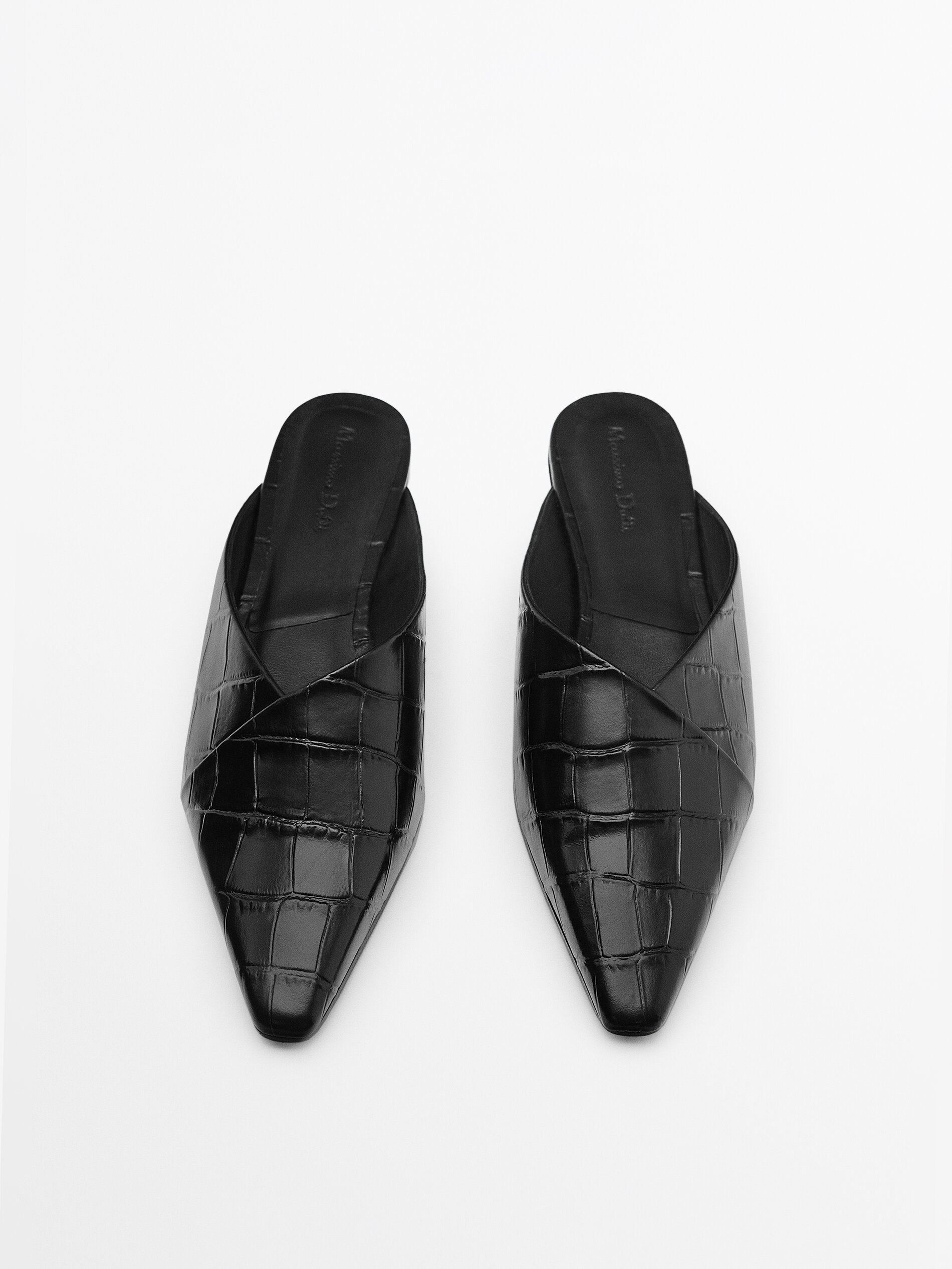 Babucha piel - NEGRO