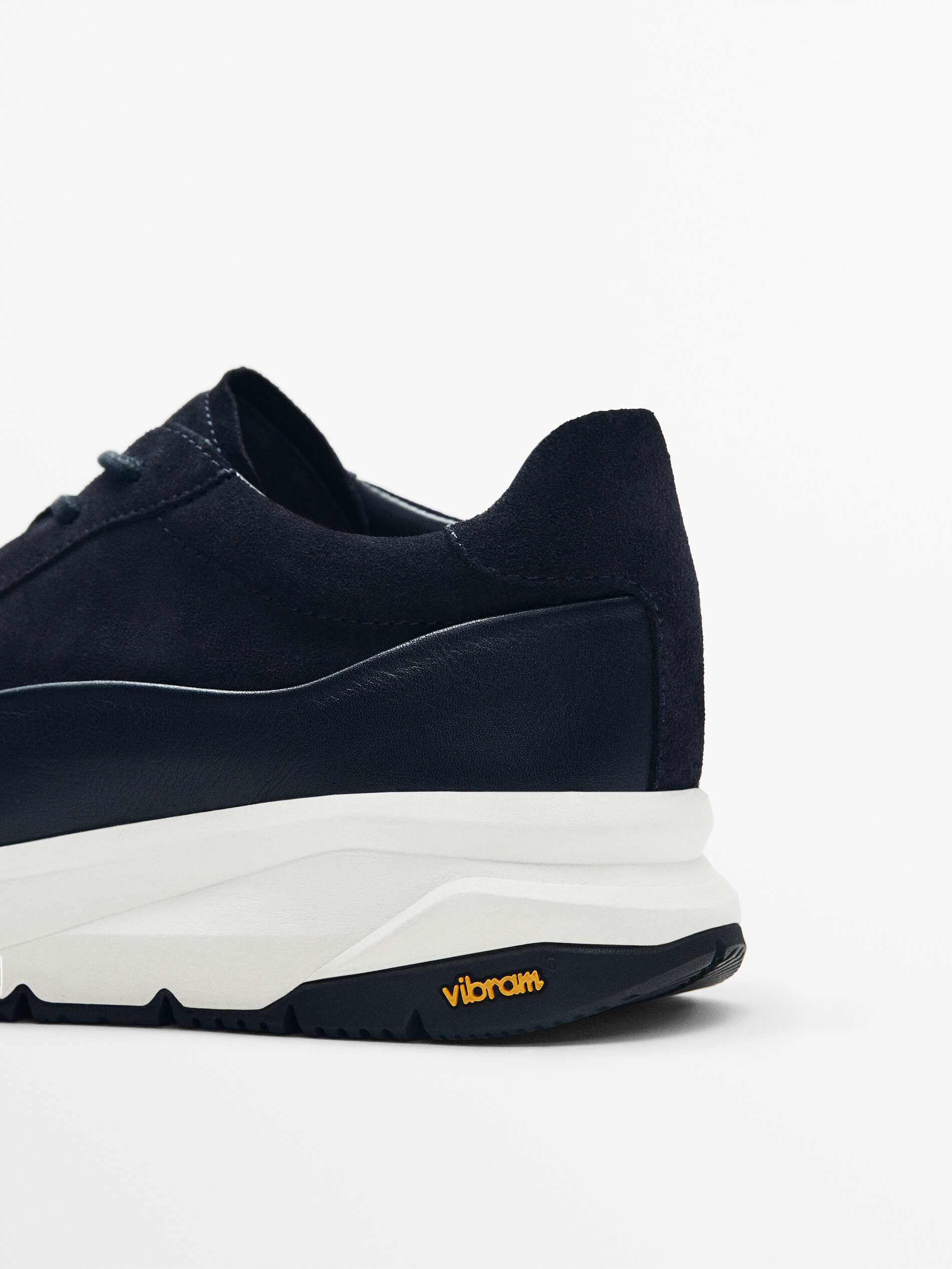 DEPORTIVO AZUL PISO VIBRAM - AZUL