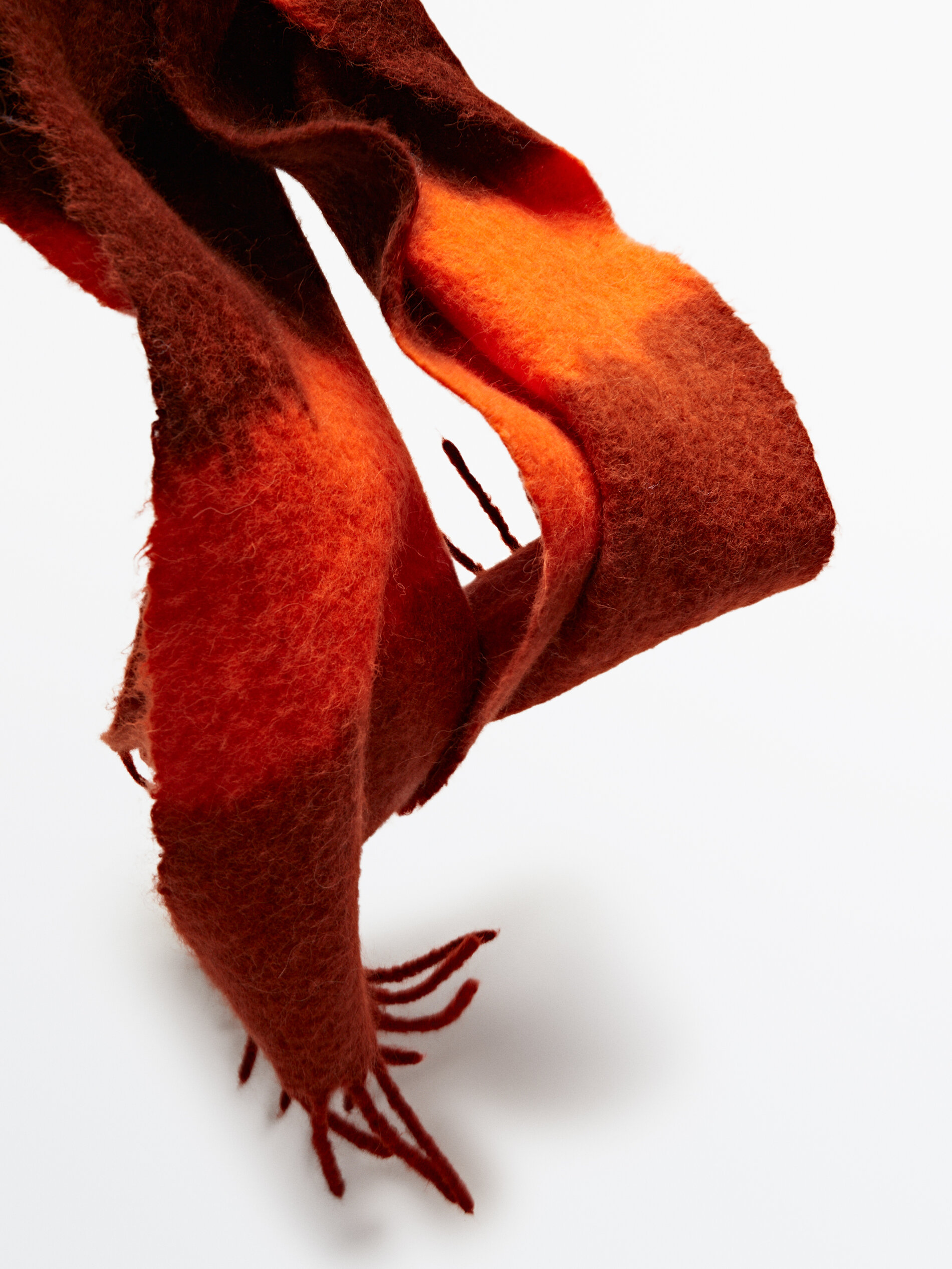 Bufanda tie dye detalle flecos - TEJA