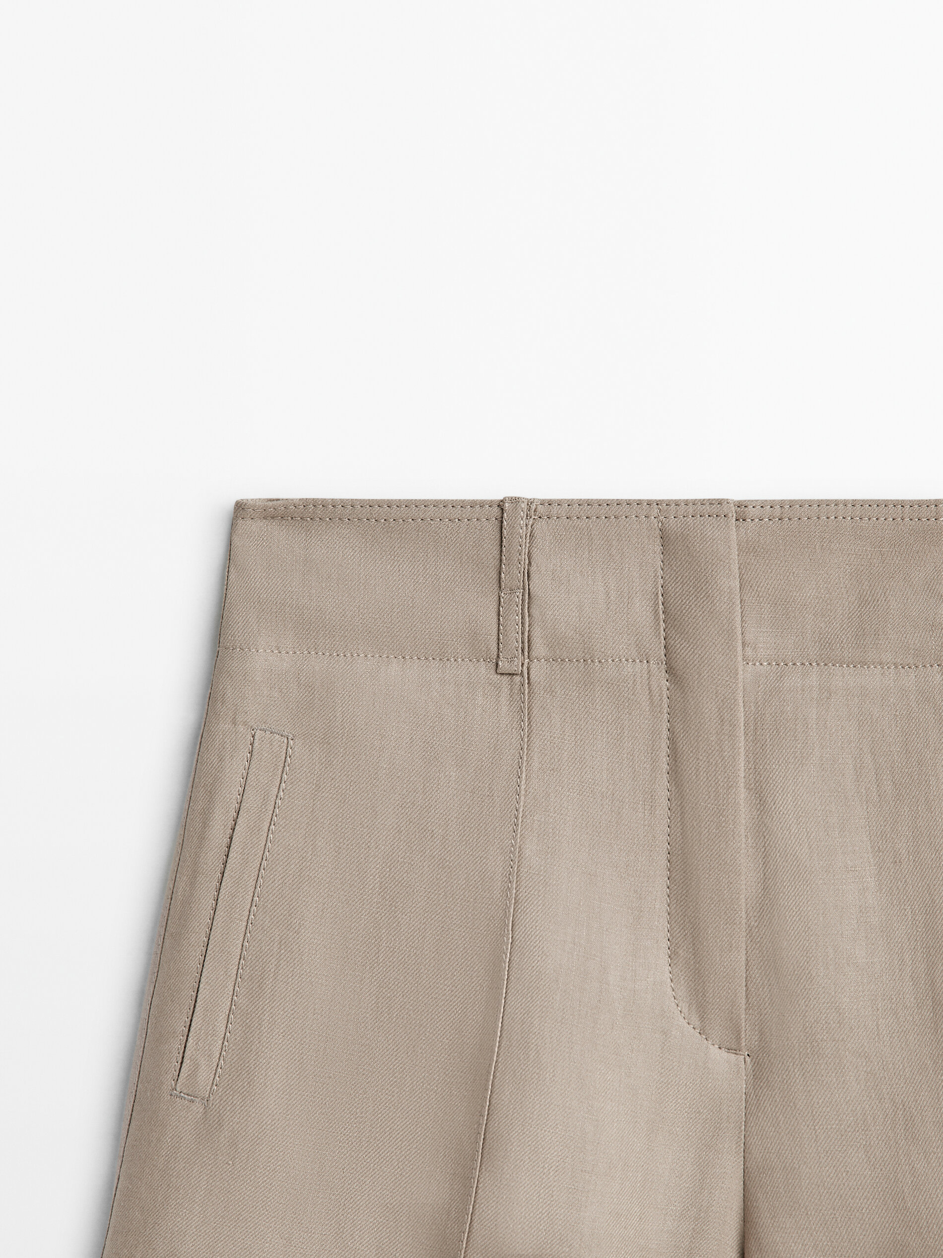 Bermuda lino detalle nervio - VISÓN