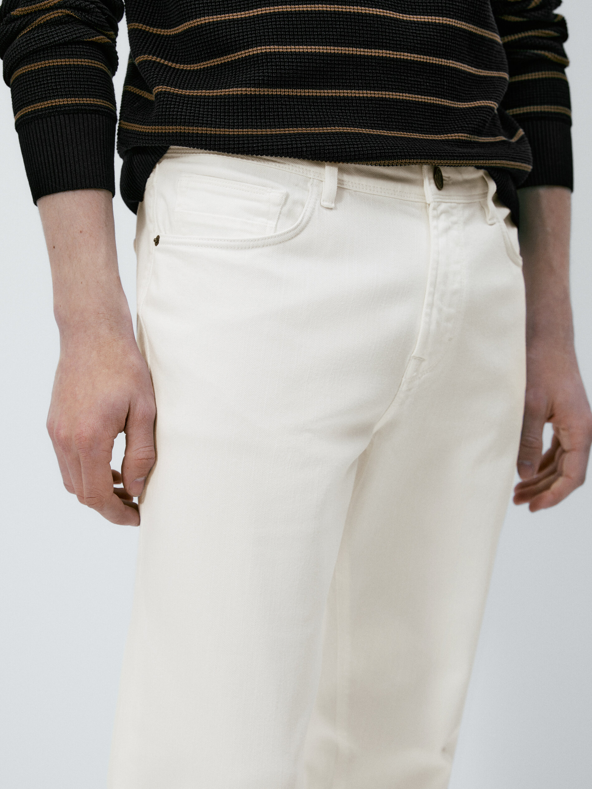 Pantalón tejanero mezcla algodón tapered fit - BLANCO