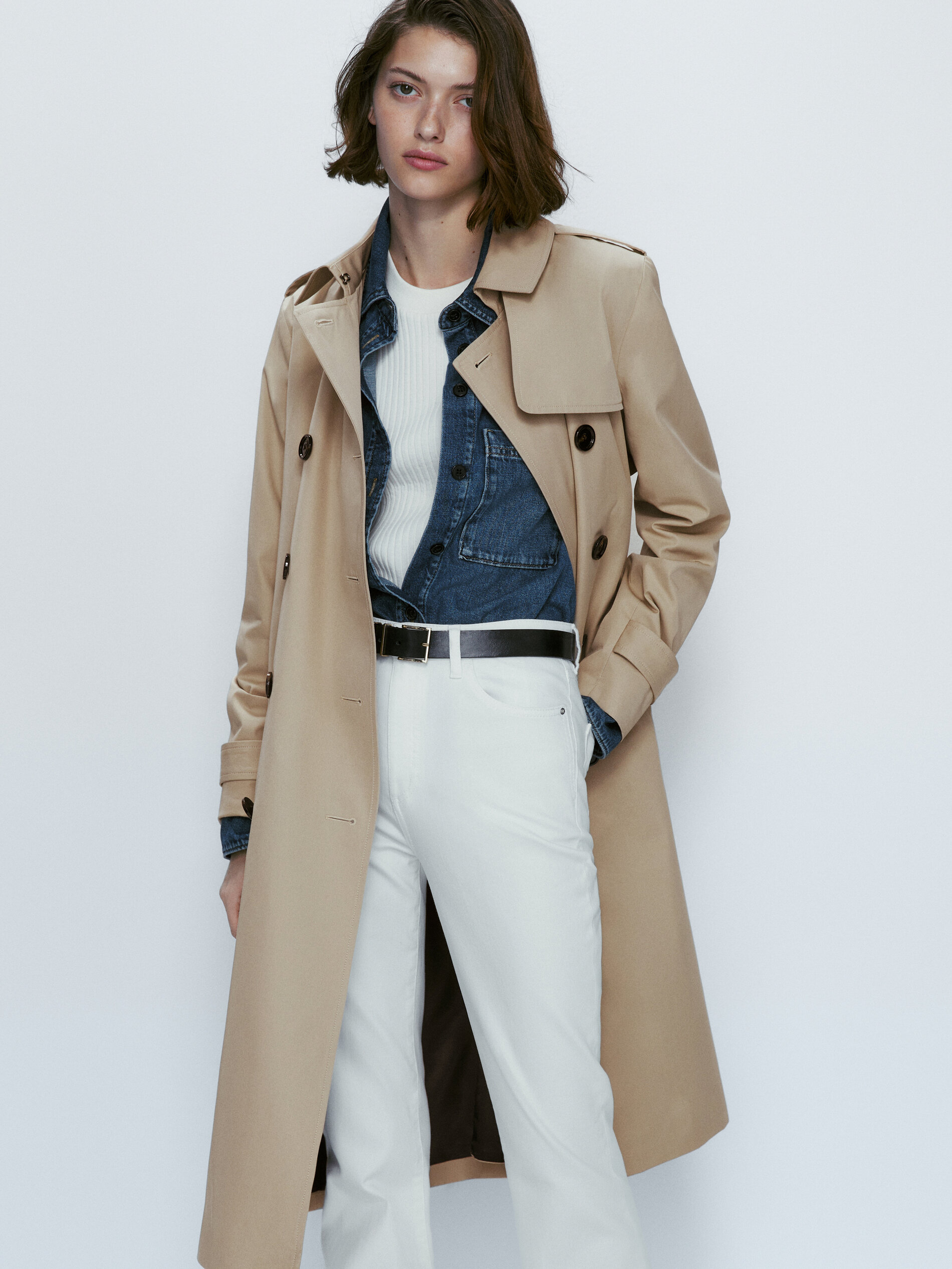 Gabardina con cinturón - BEIGE