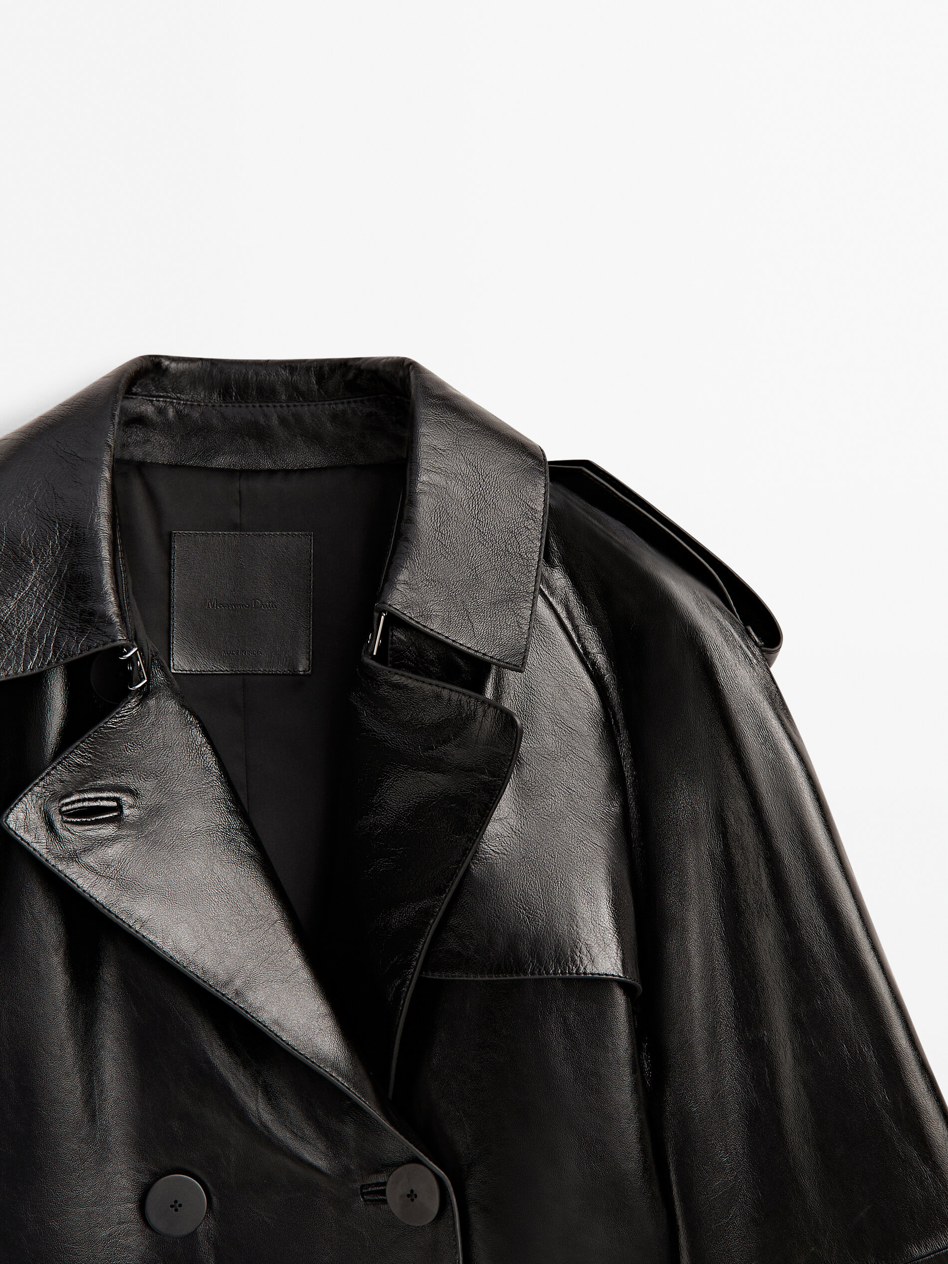 Chaqueta trench piel acabado charol - NEGRO