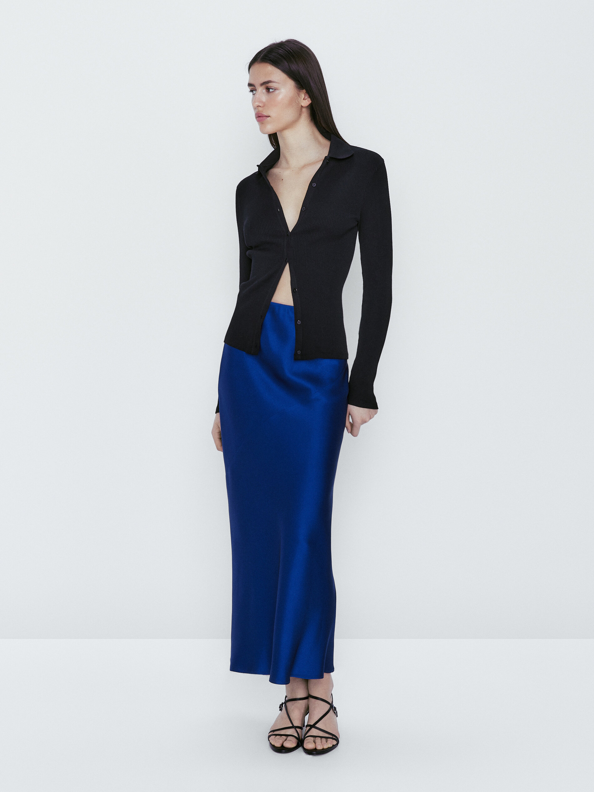 Falda midi fluida satinada - AZULÓN