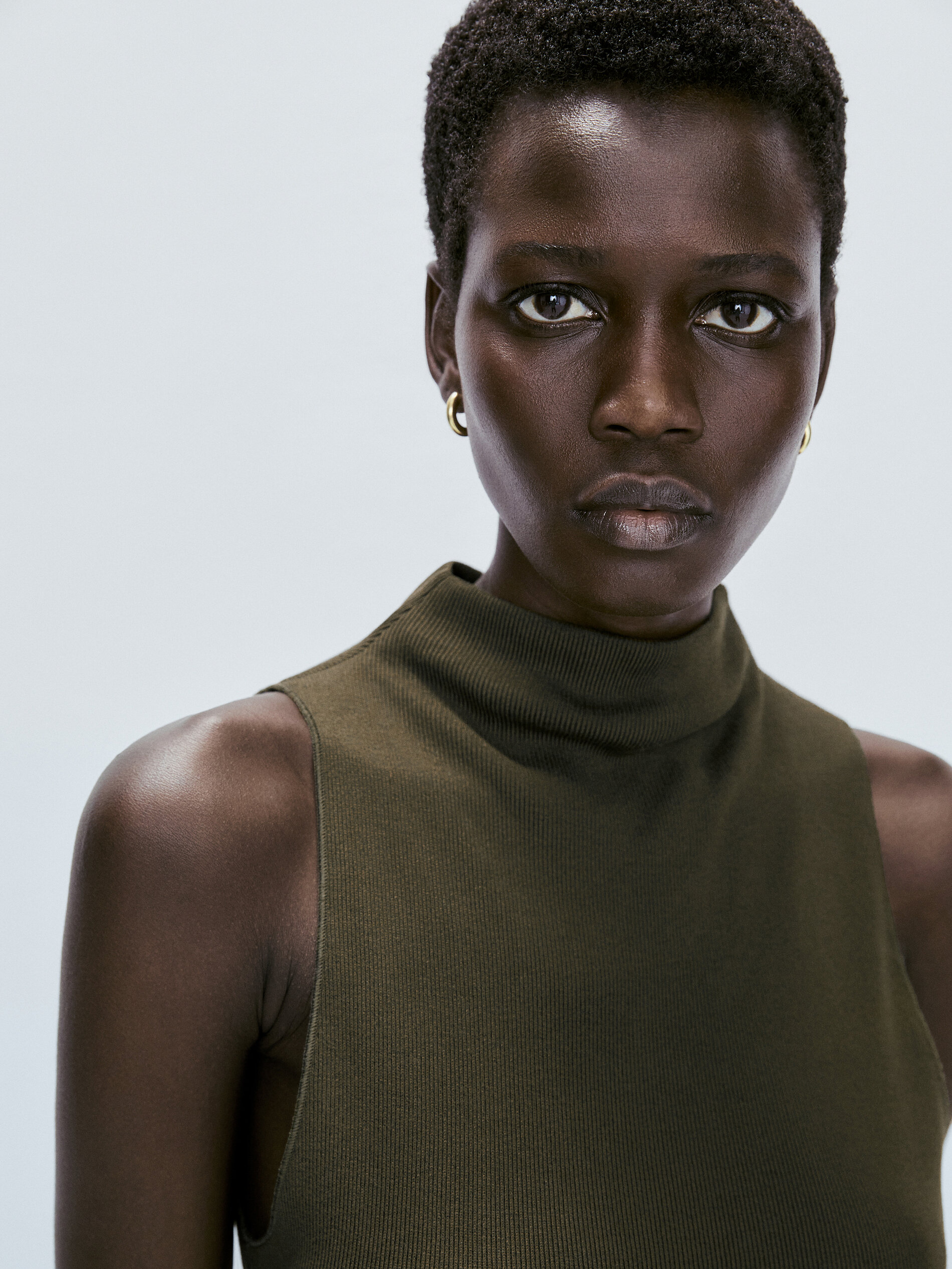 Top canalé perkins sin mangas - KAKI OSCURO