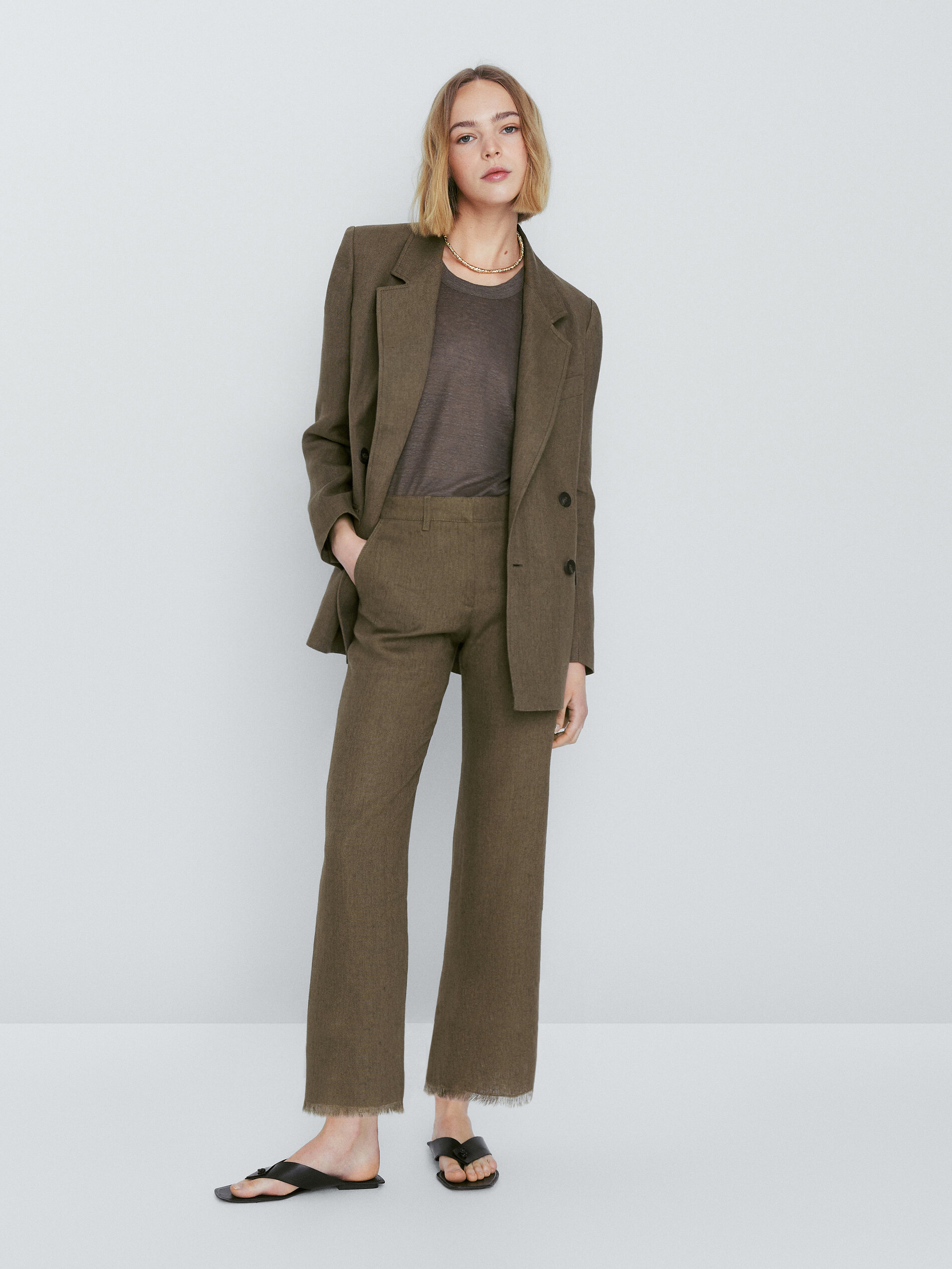 Pantalón traje lino rústico desflecado - OLIVA OSC