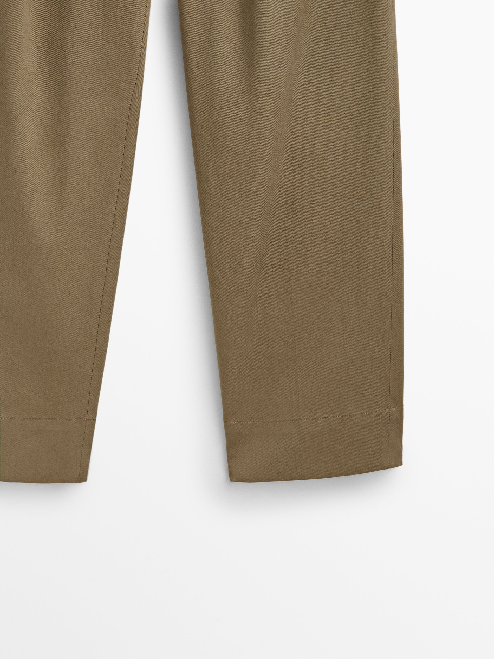 Pantalón sarga pinzas tapered fit - KAKI OSCURO