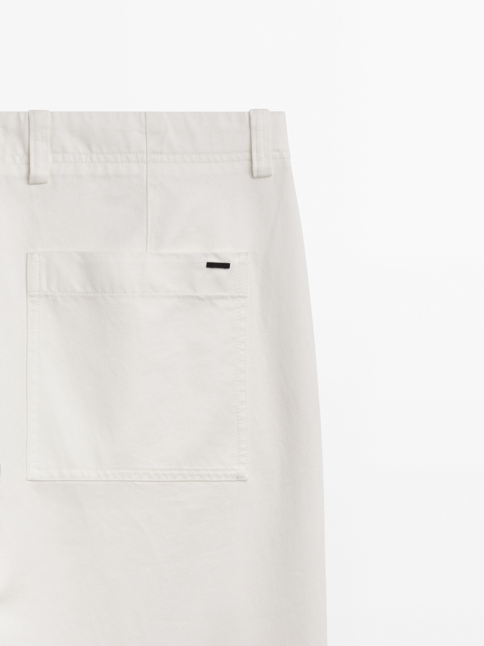 Pantalón tejanero tapered fit - BLANCO