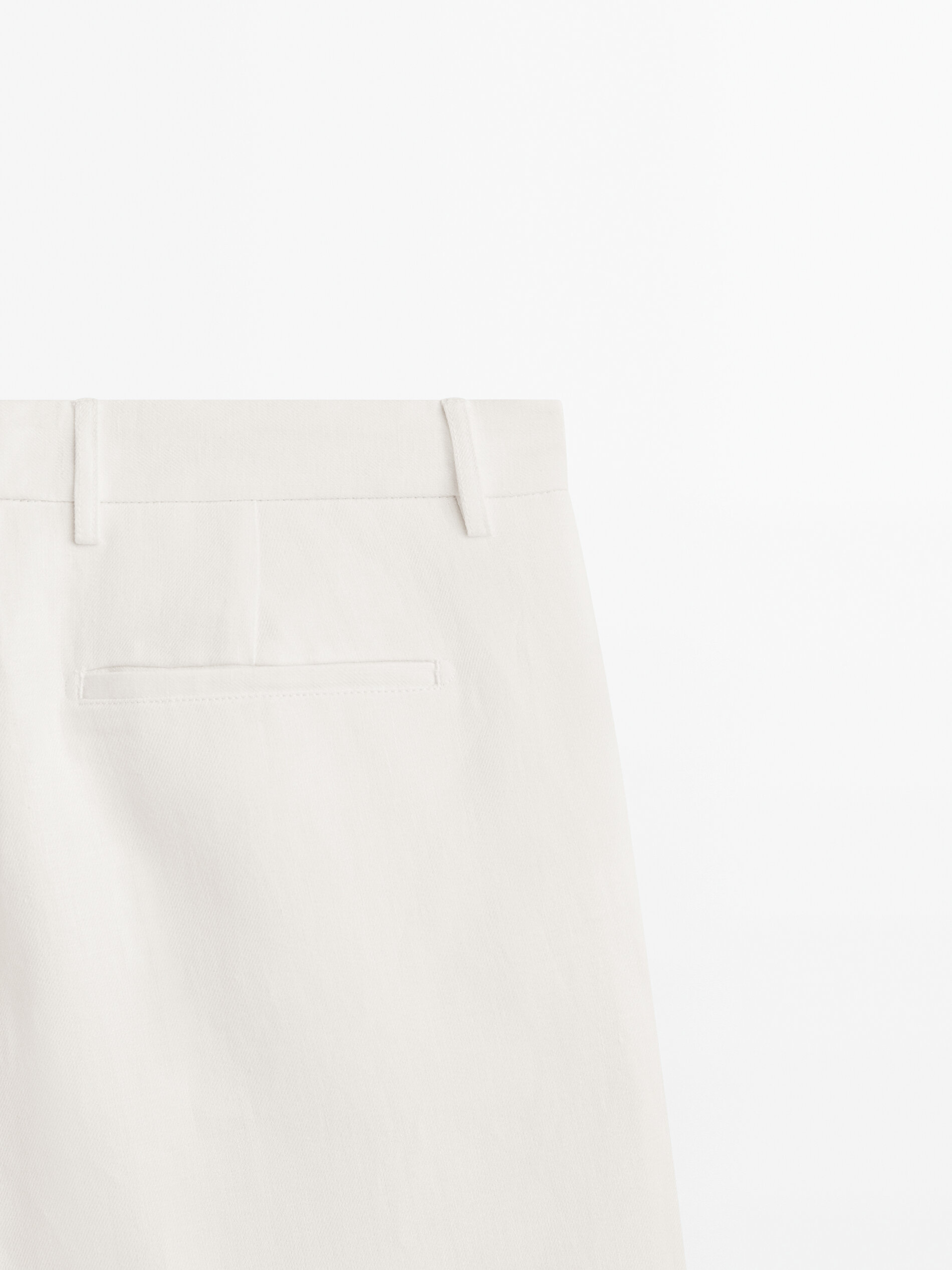 Bermuda pinzas 100% lino -Studio - BLANCO