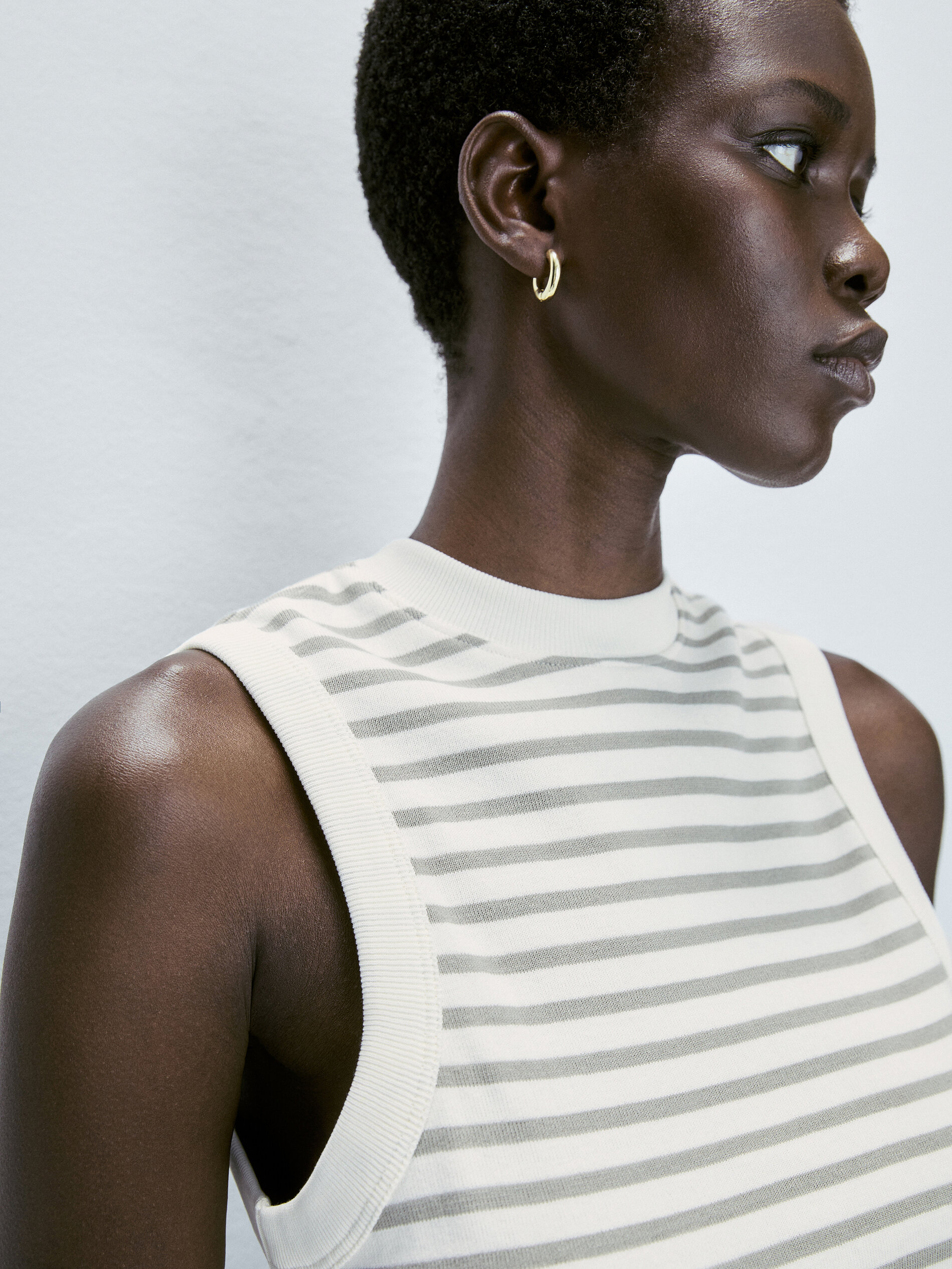 Camiseta rayas contraste sin mangas - GRIS