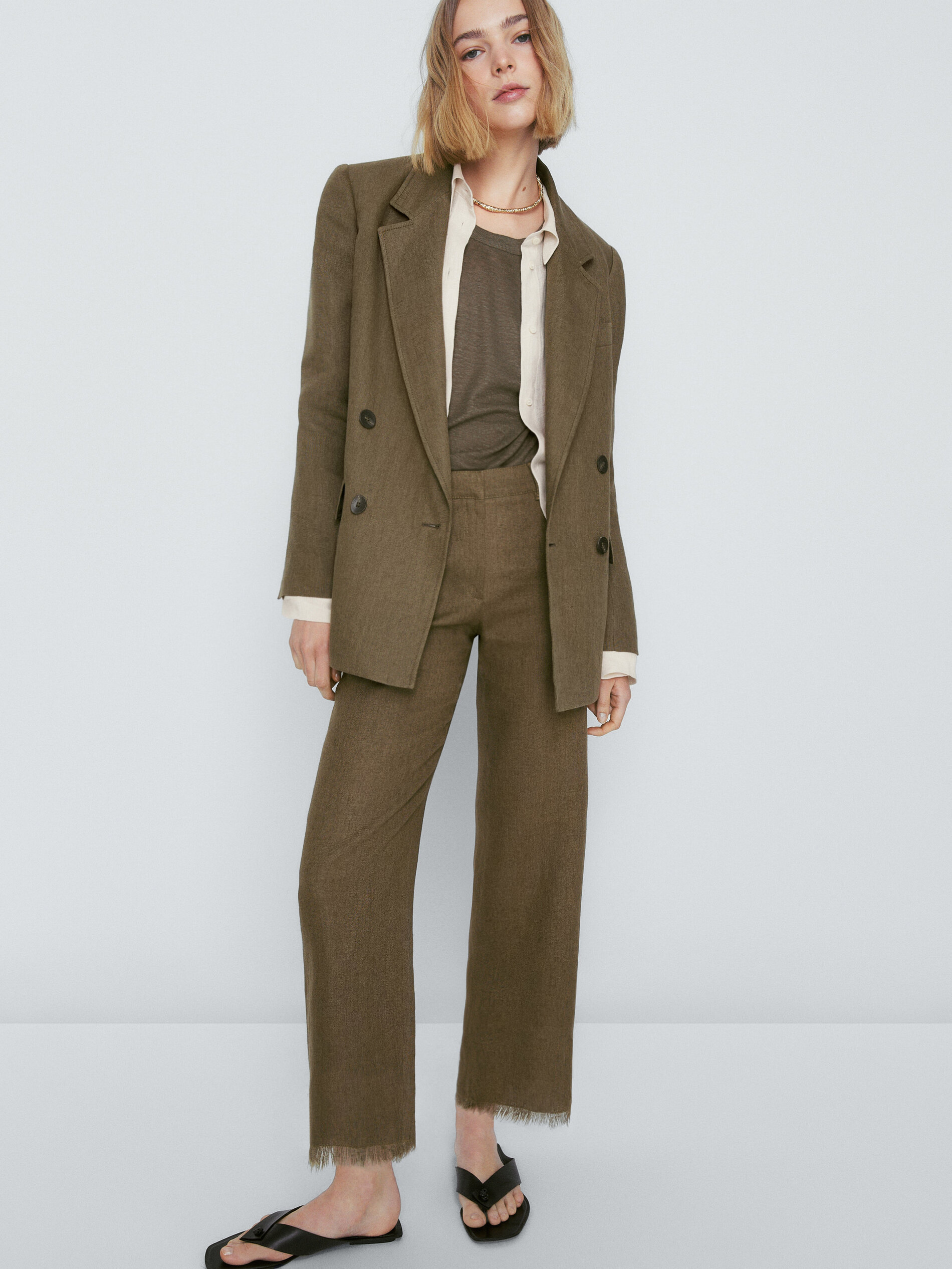 Pantalón traje lino rústico desflecado - OLIVA OSC