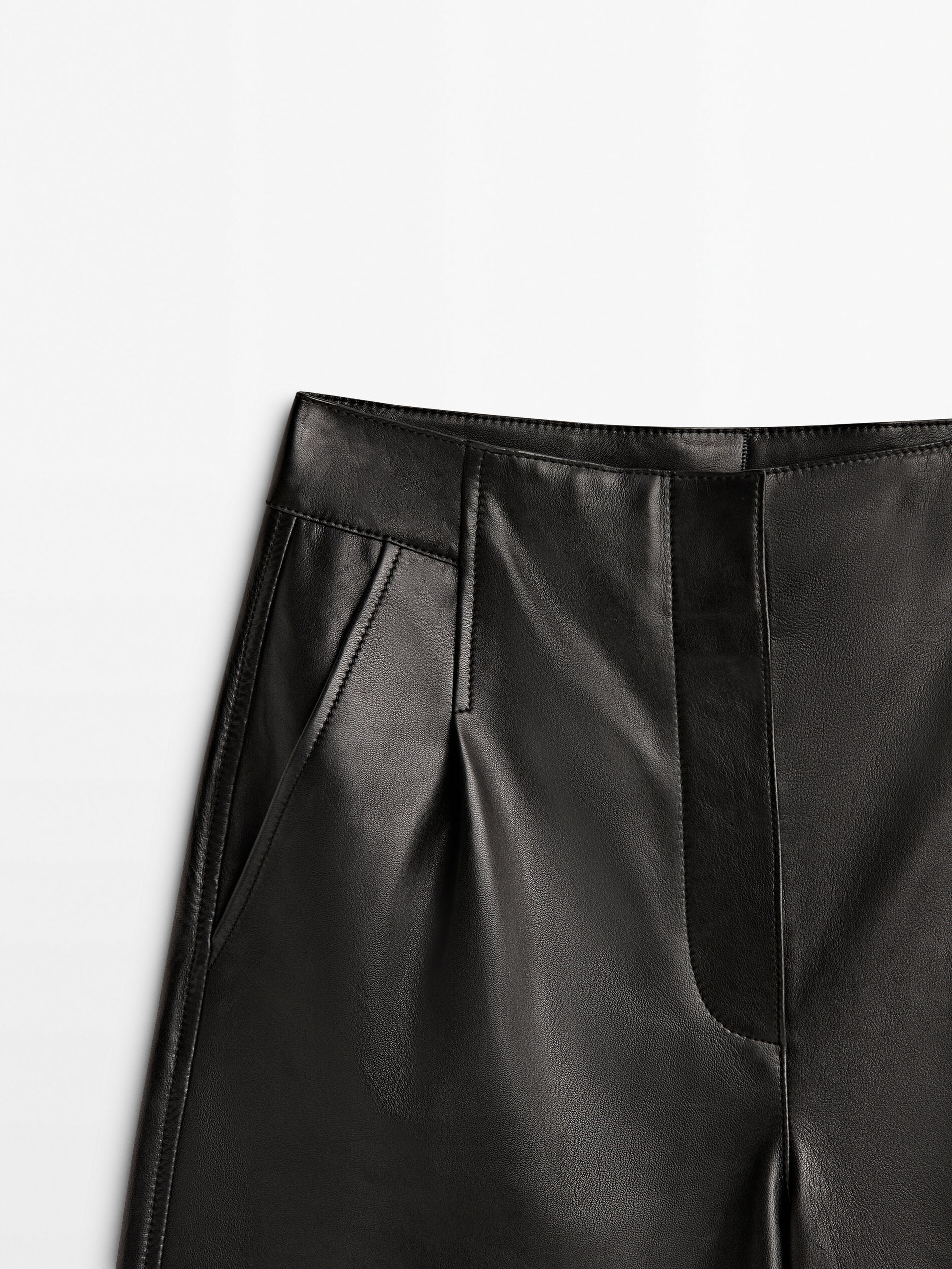 Bermuda piel napa - NEGRO