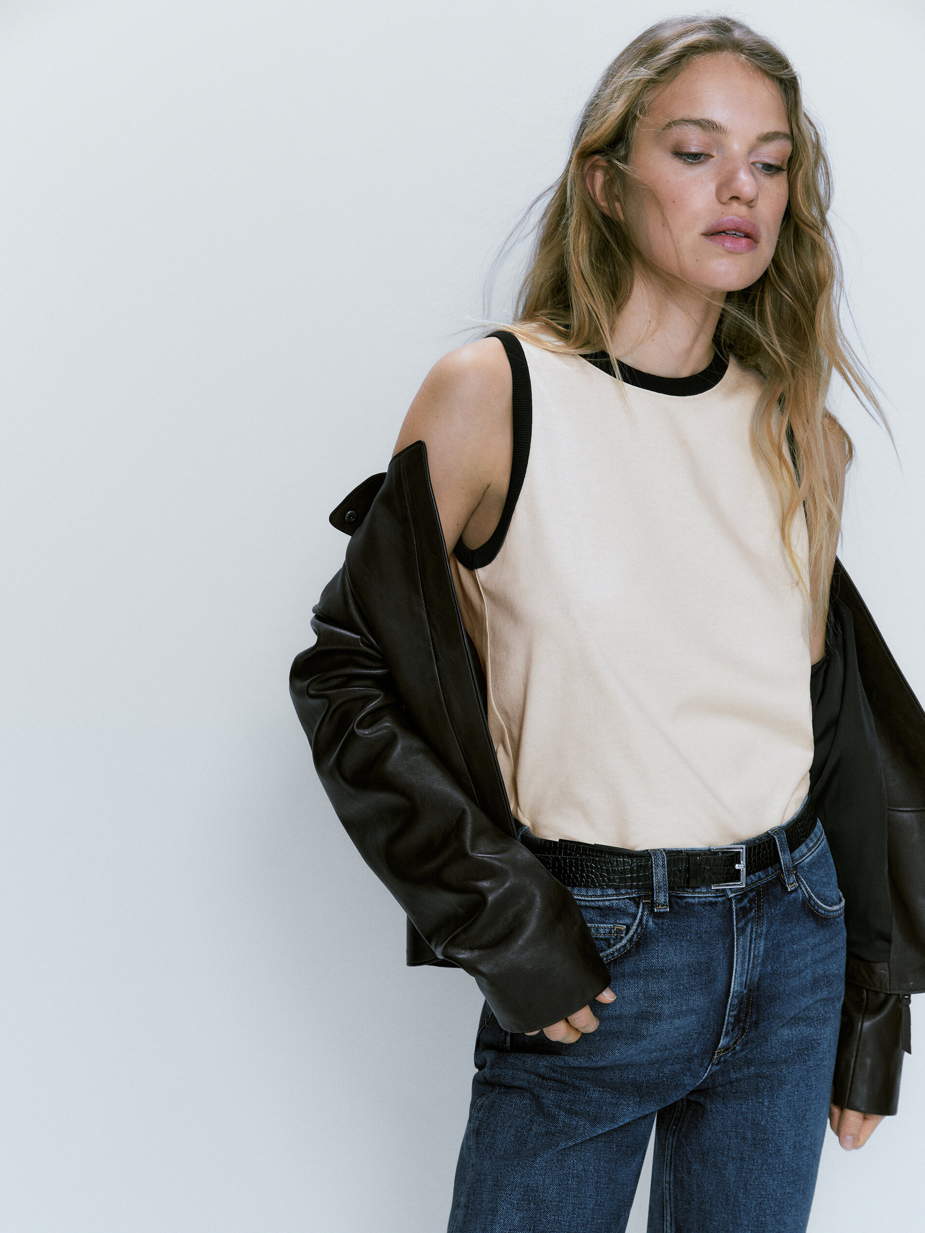 Camiseta sin mangas contraste - CRUDO