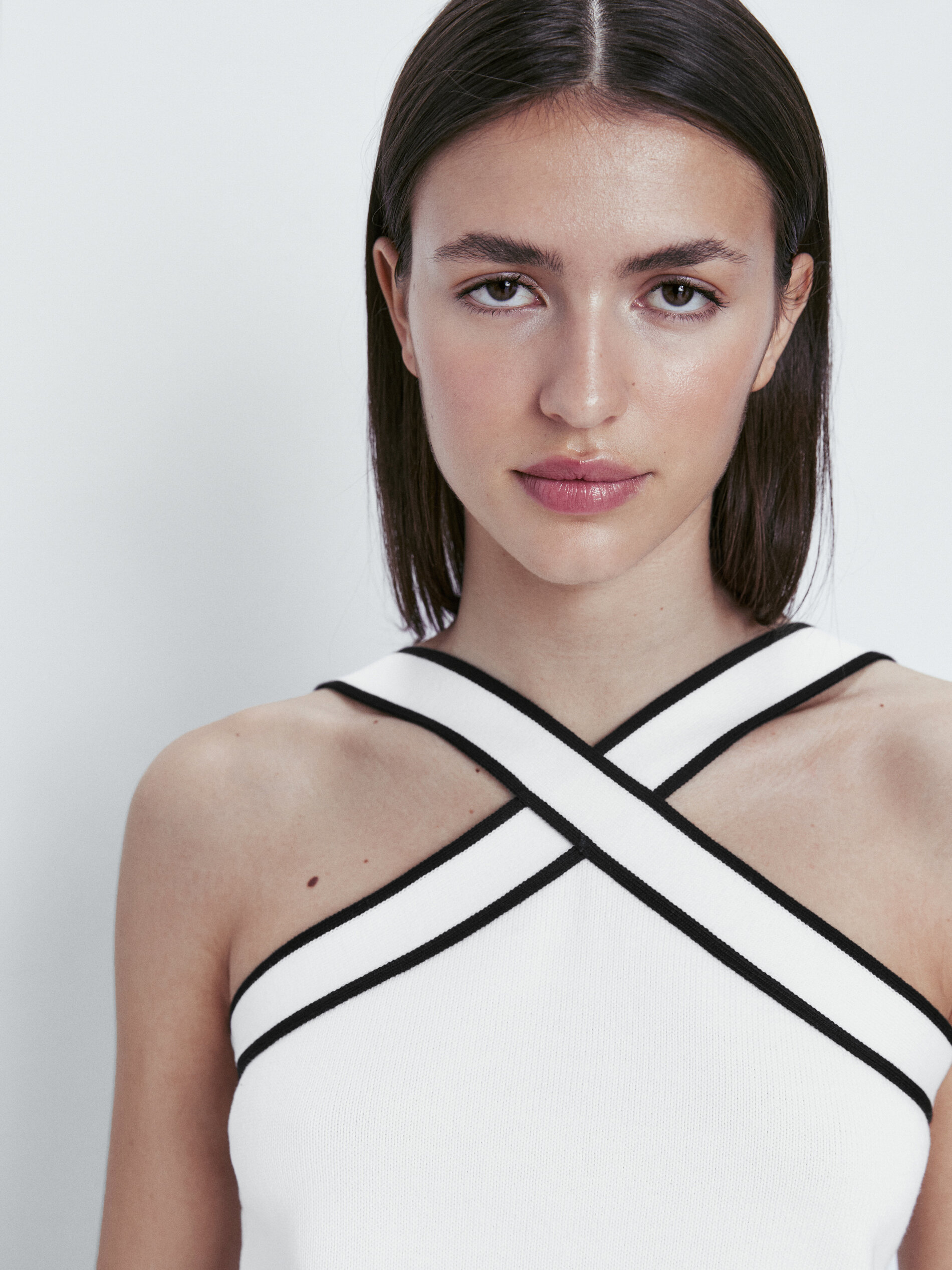 Top algodón escote cruzado contraste - CRUDO