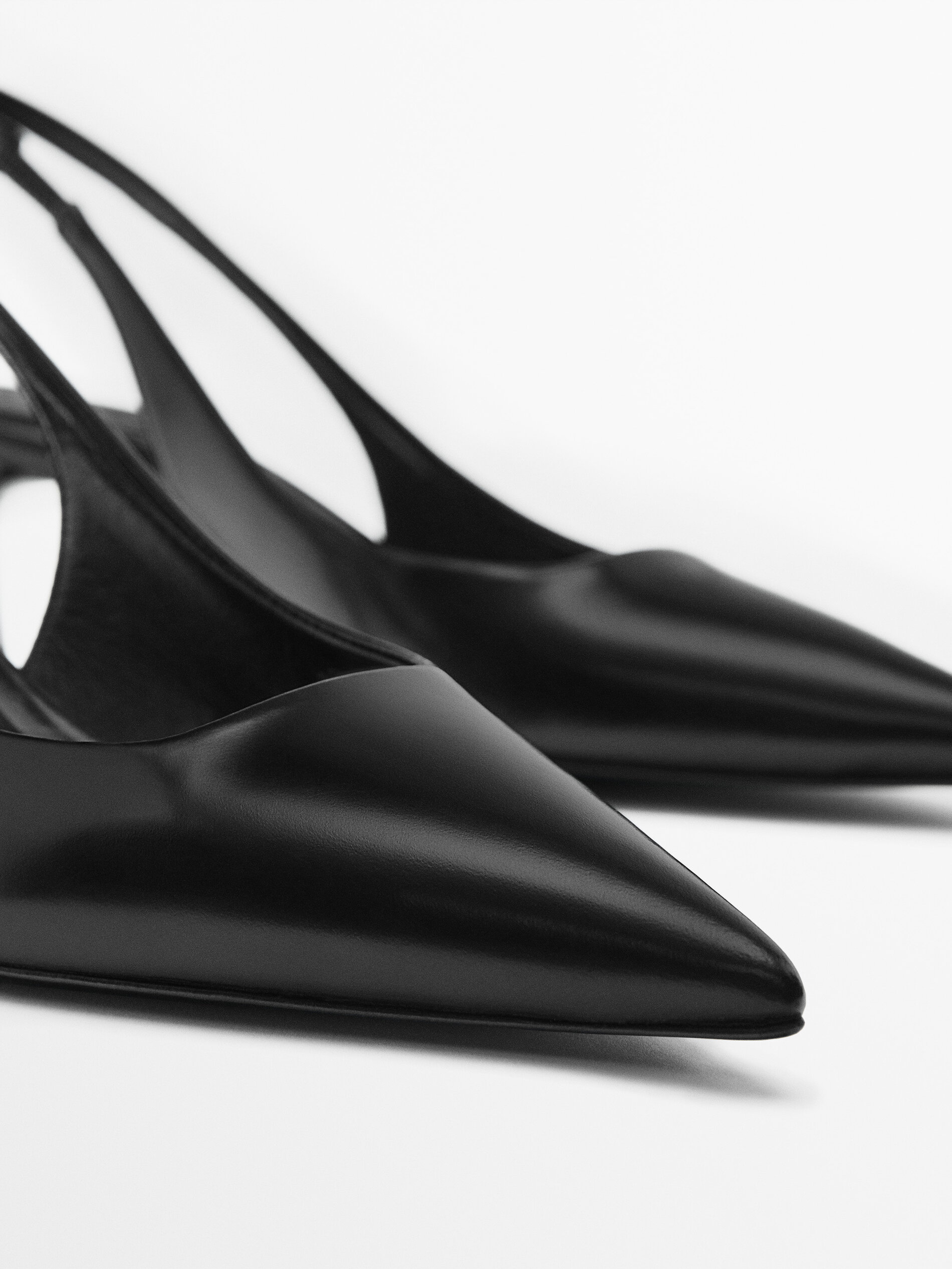 Zapato tacón piel destalonado - NEGRO