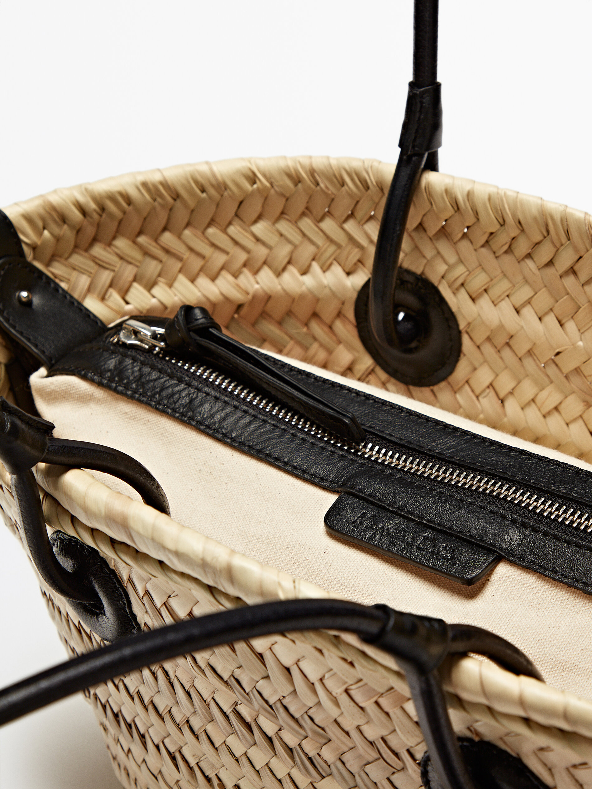 Bolso cesta trenzada + pouch extraíble - NEGRO