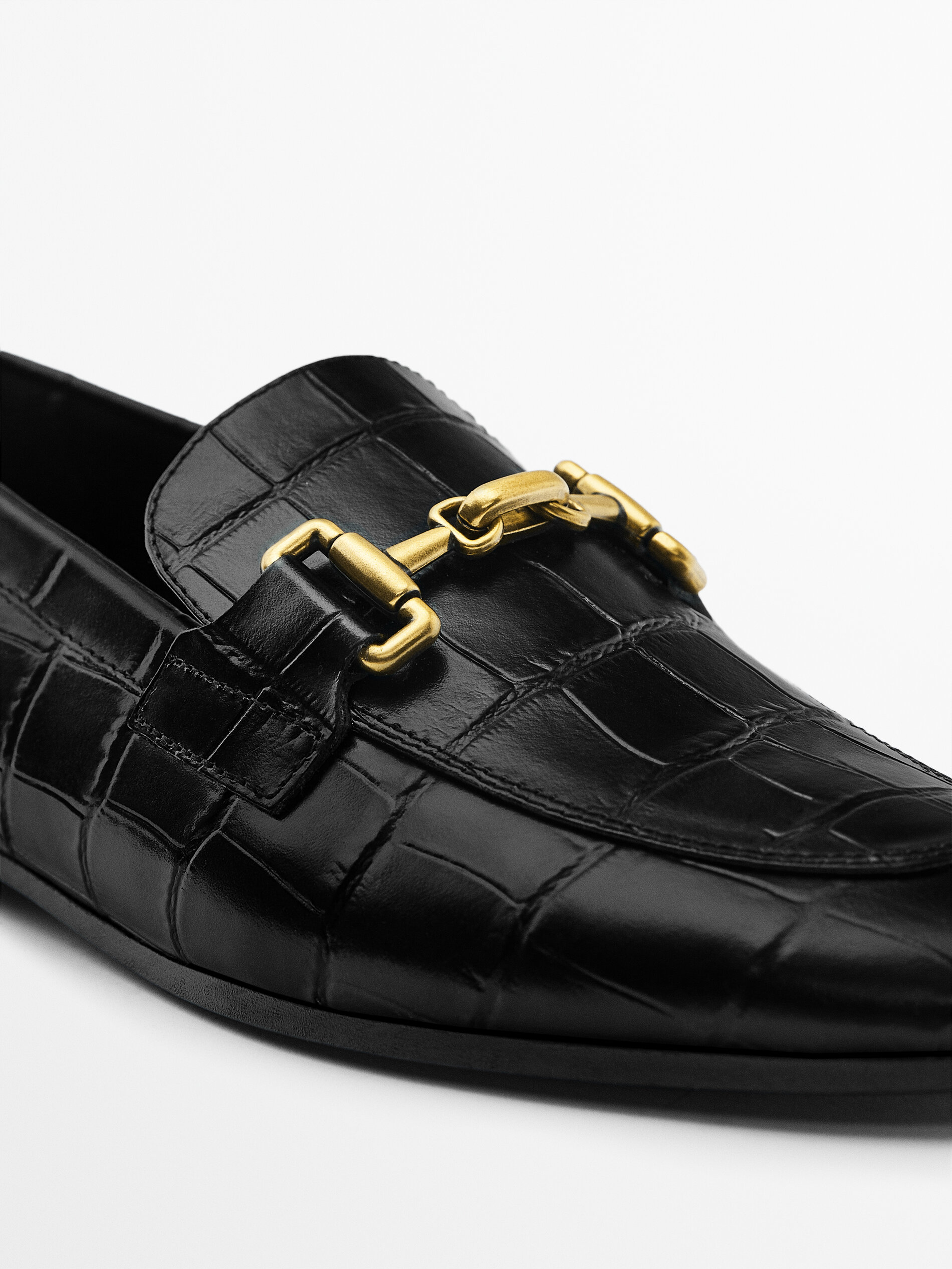 Mocasín piel hebilla metálica - NEGRO