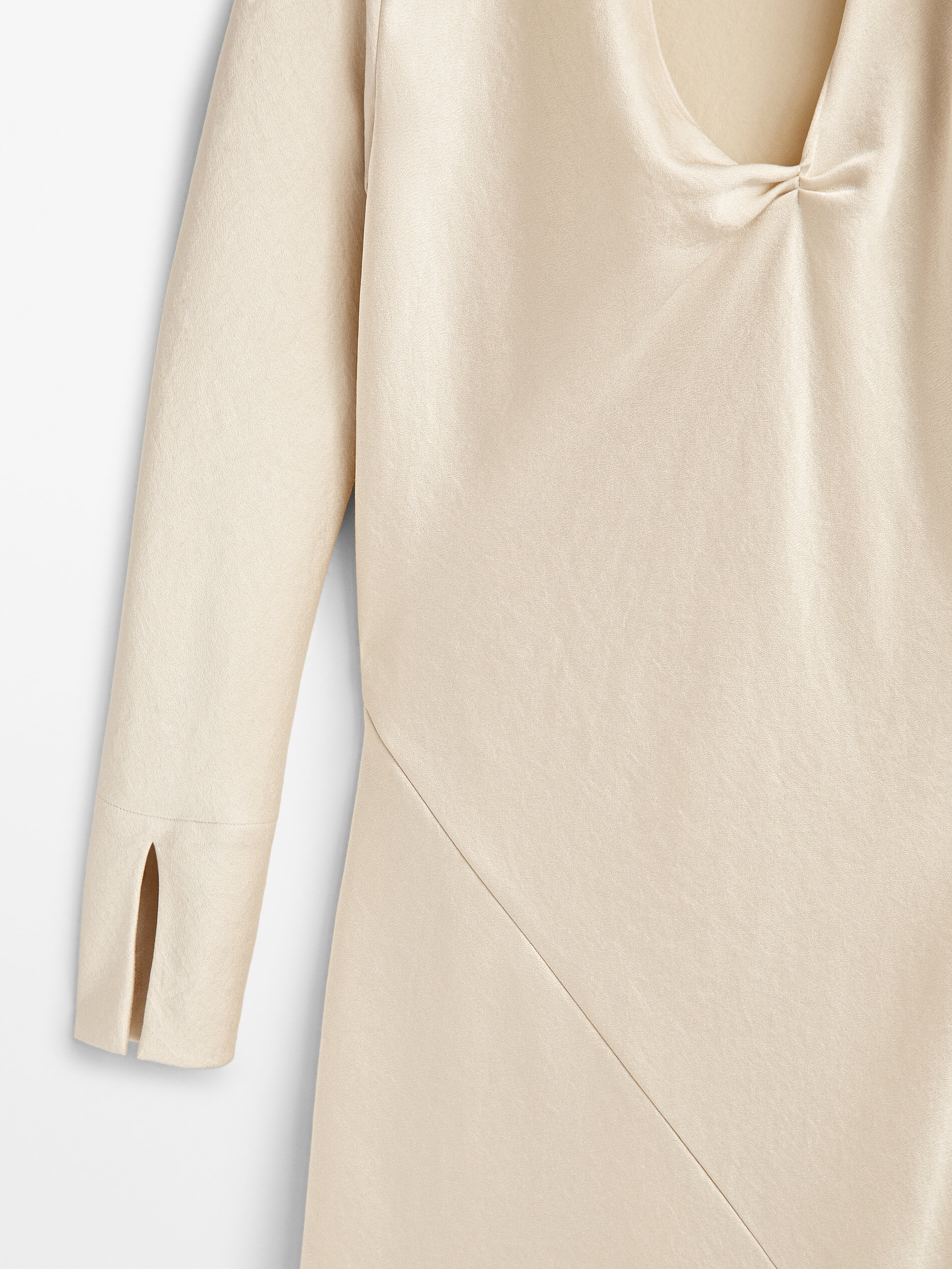 Vestido largo satinado cut out - CHAMPÁN