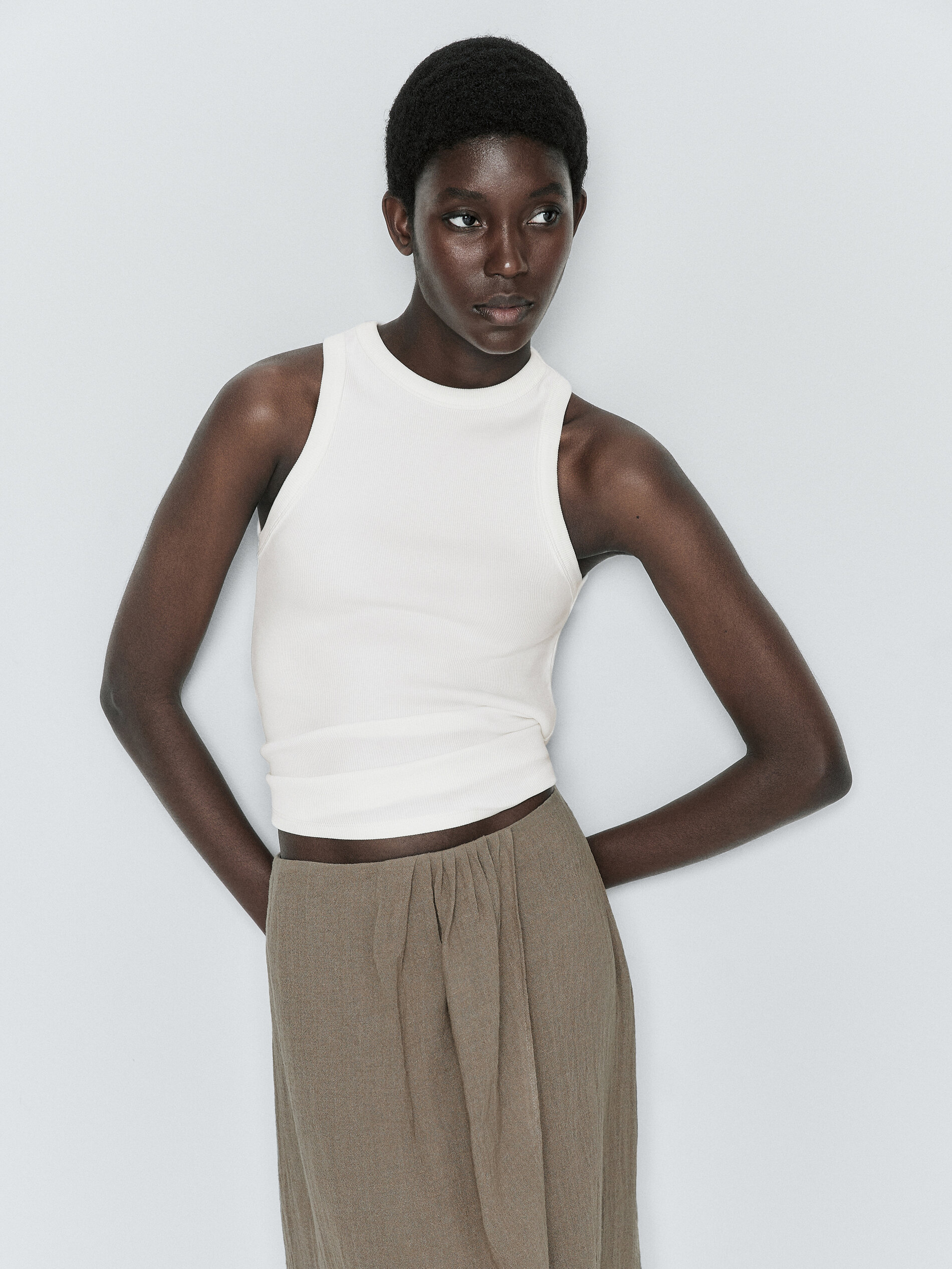 Falda midi lino acabado gofrado - Piedra