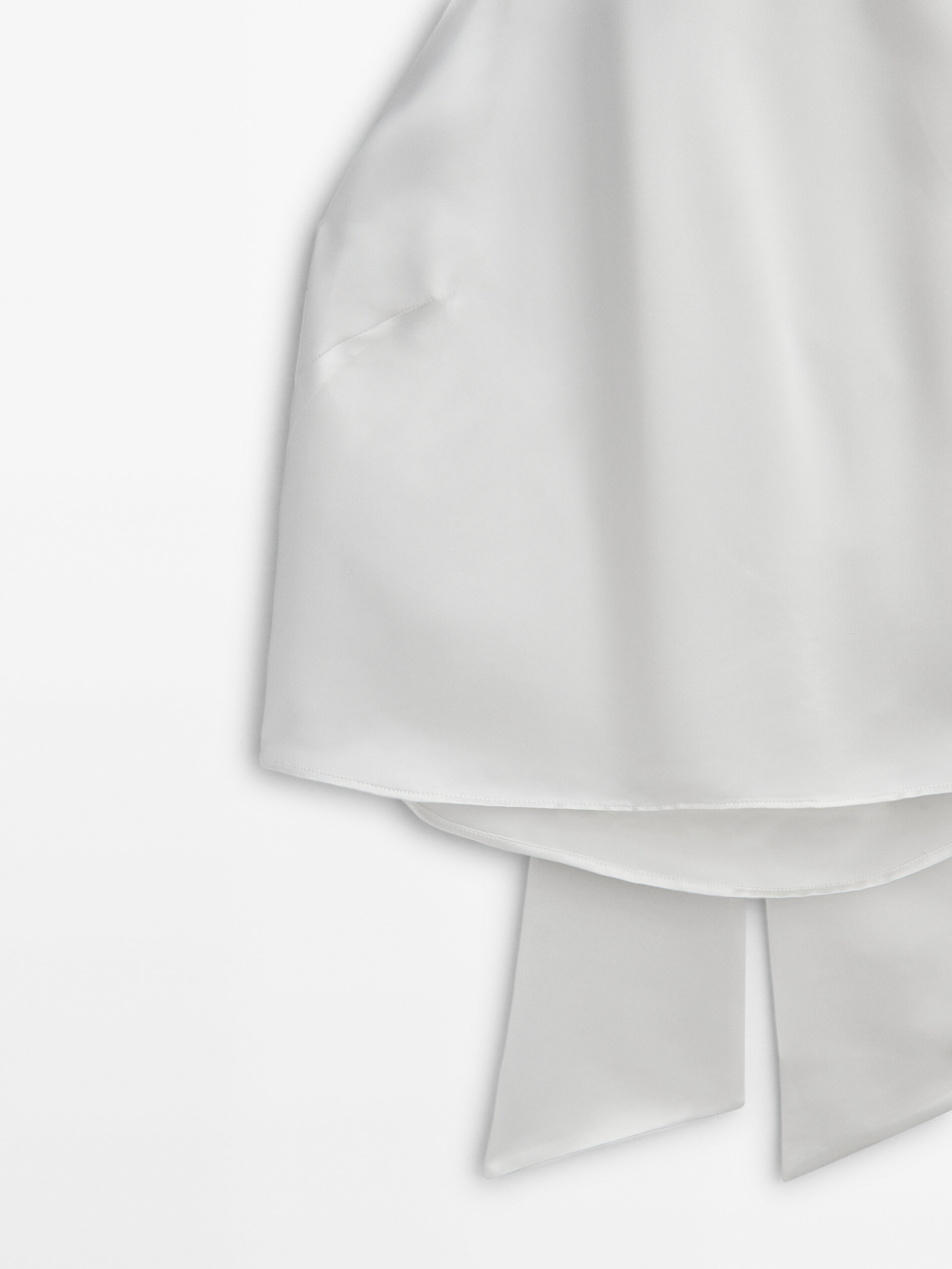 Top halter satinado -Studio - CRUDO