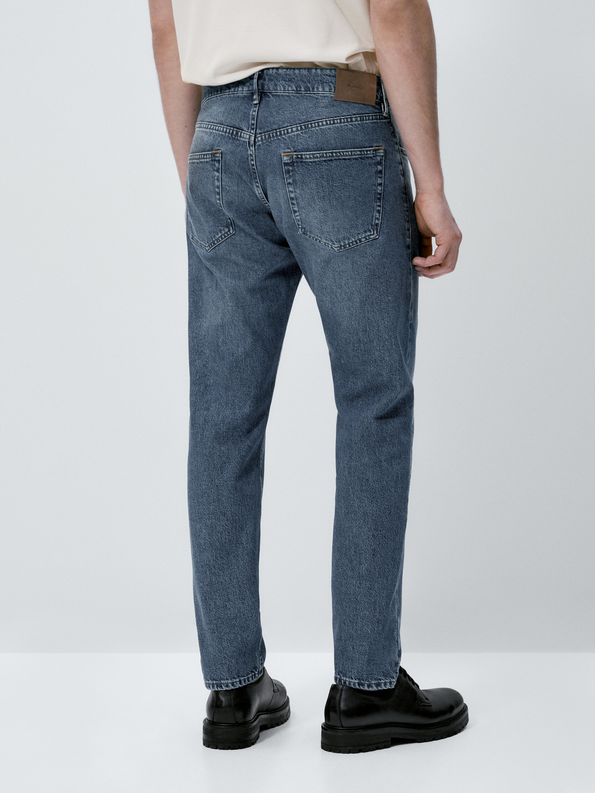 Pantalón vaquero mid stone wash tapered fit - INDIGO
