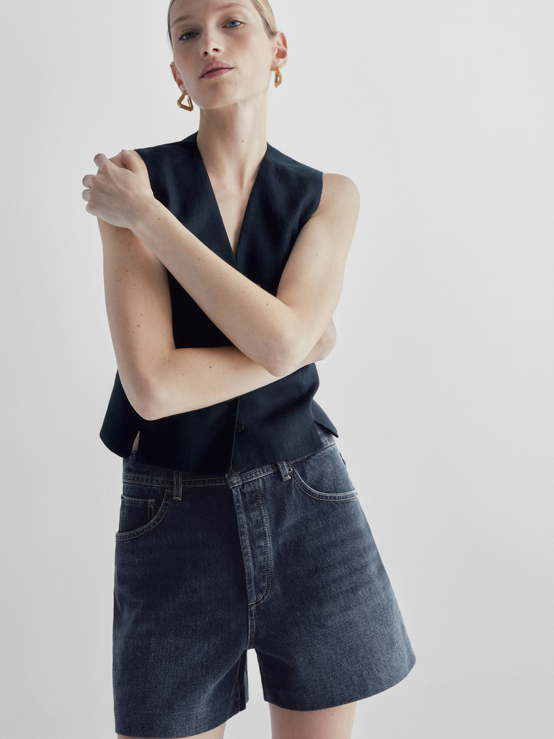 Short denim tiro alto bolsillo piel - AZUL MEDIO