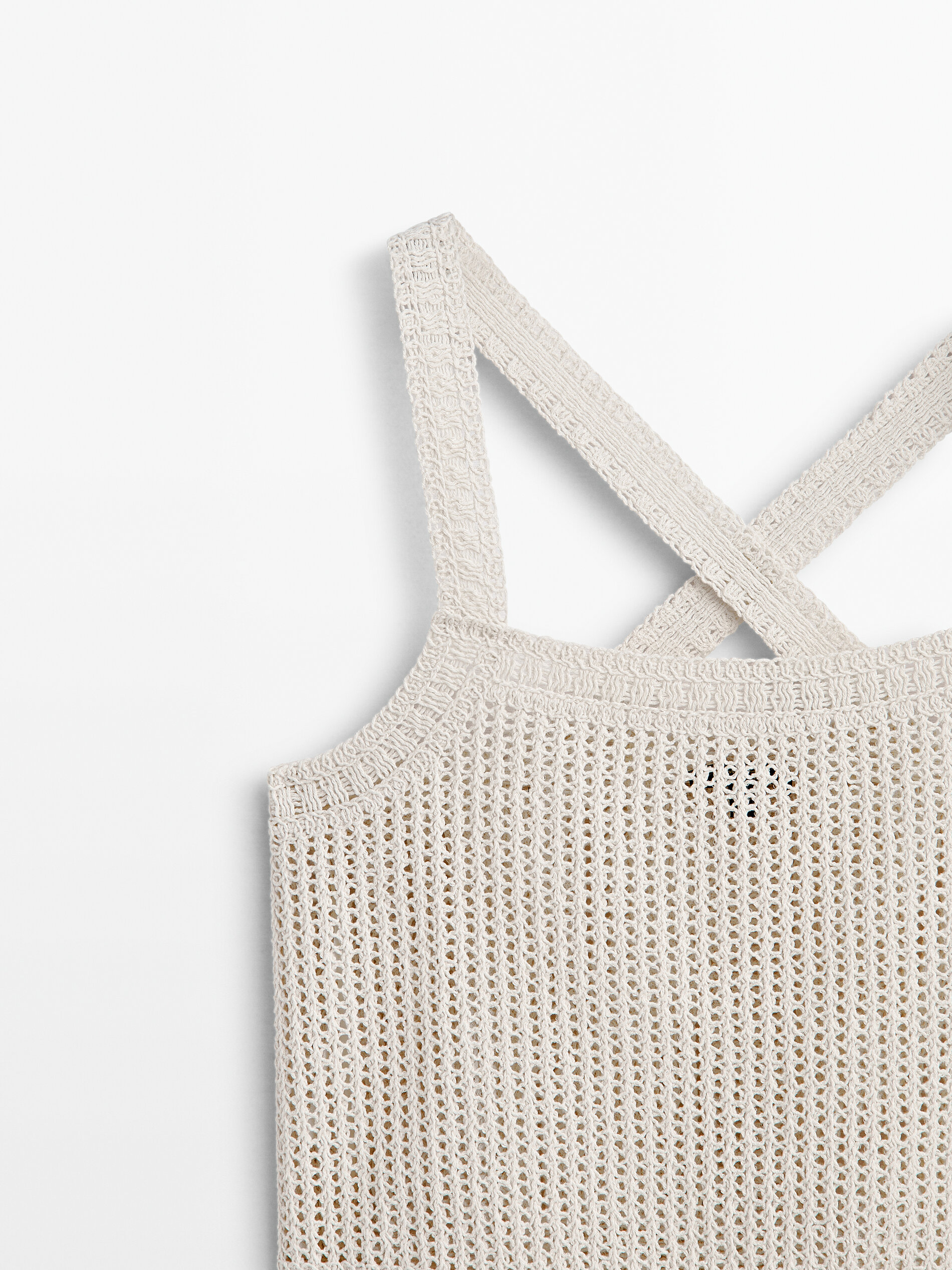 Top crochet espalda cruzada - CRUDO