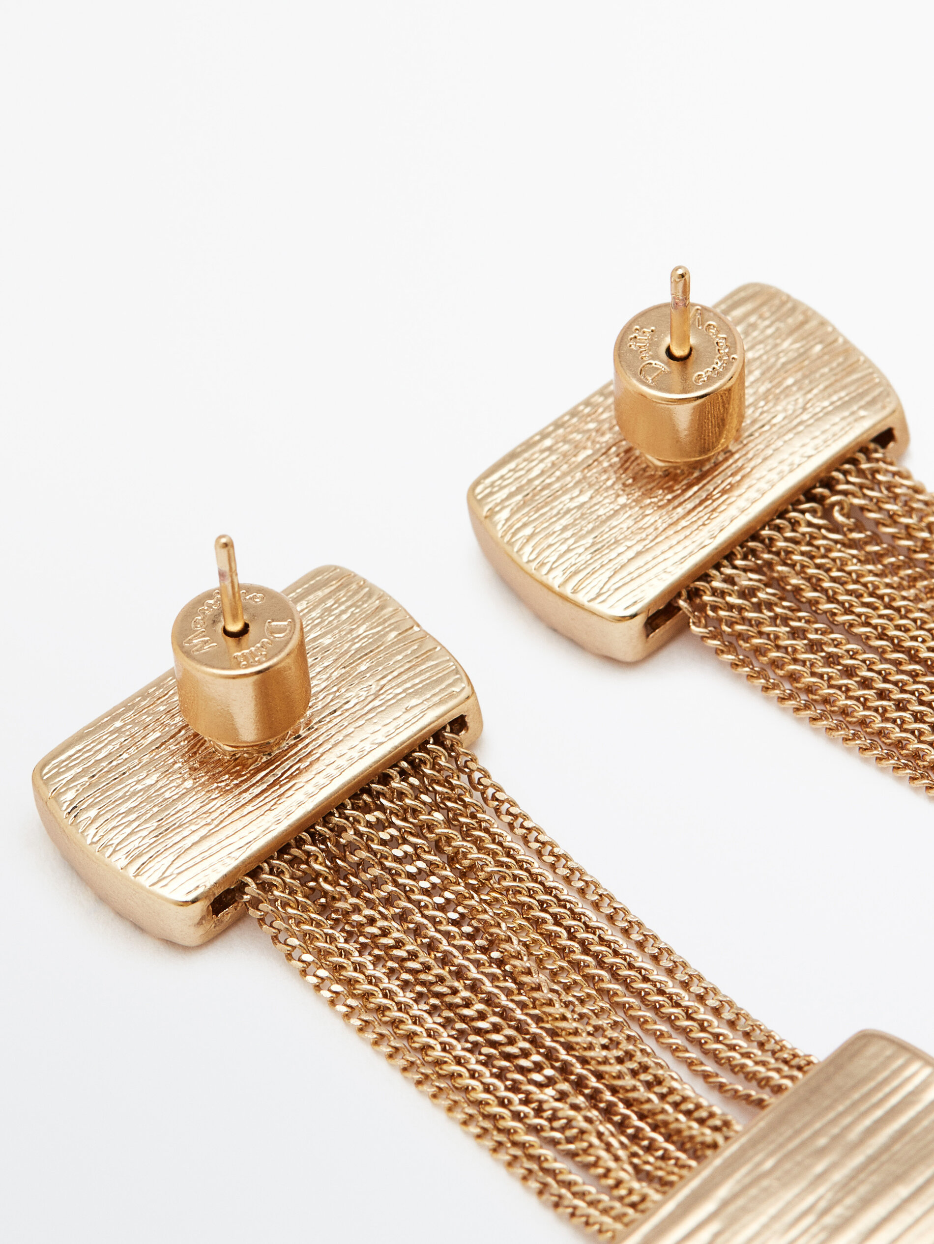 Pendientes largos cadenas textura baño oro - DORADO