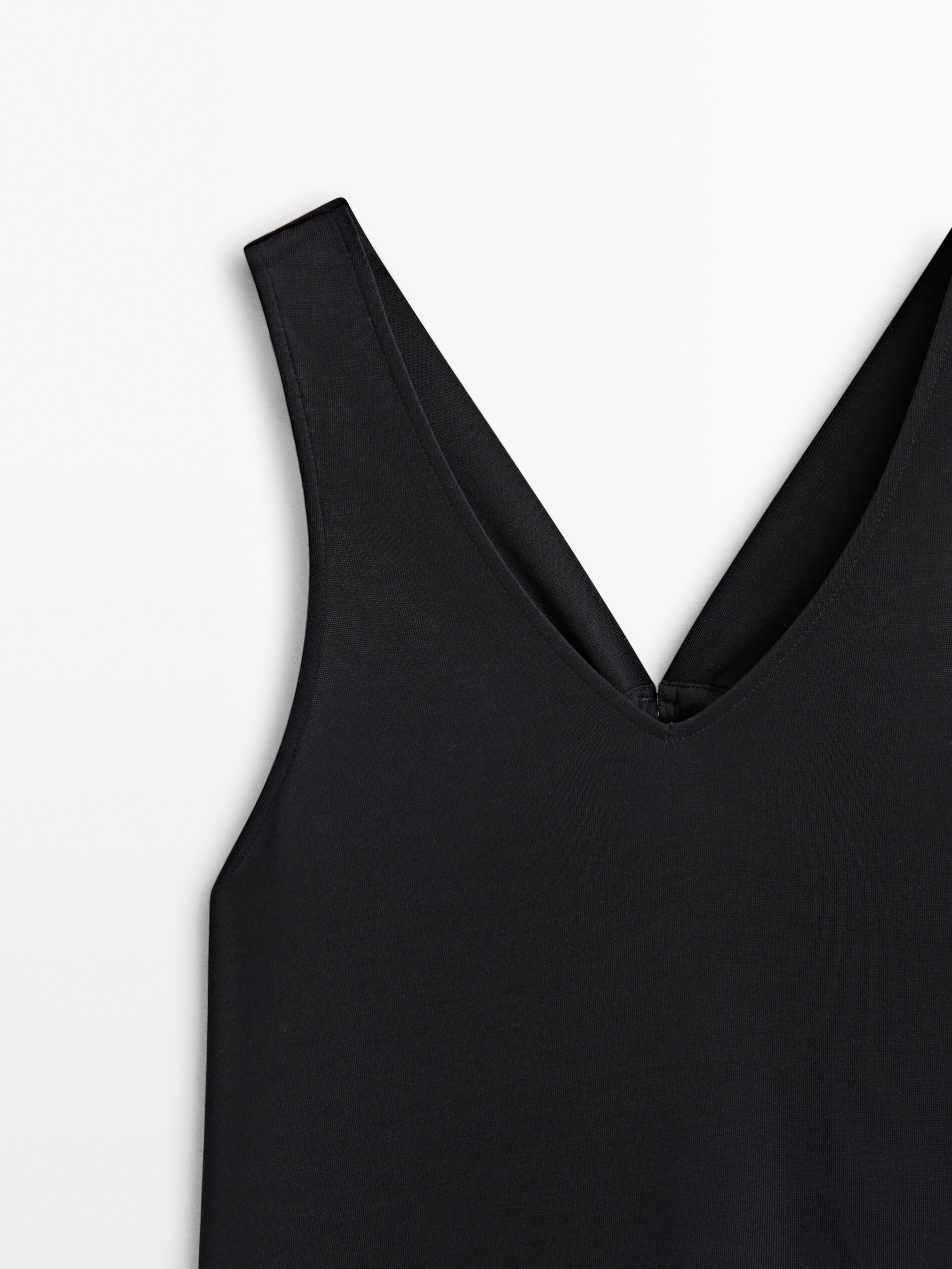 Vestido midi detalle pieza frunce espalda - NEGRO