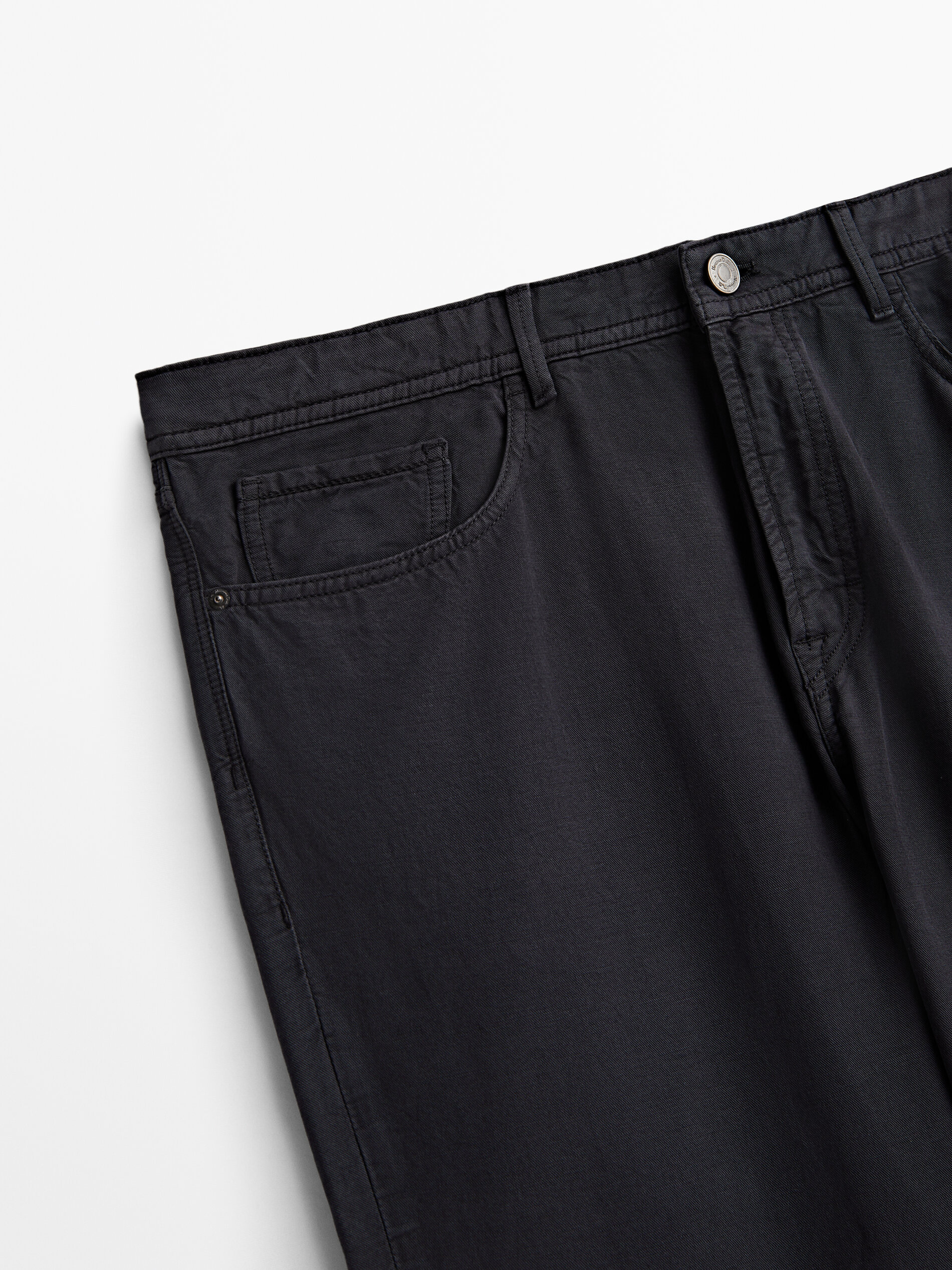 Pantalón tejanero tapered fit - AZUL MARINO